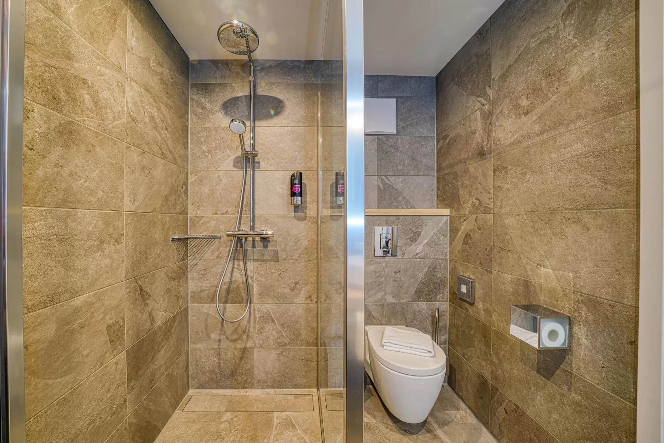 Bathroom in Vienna House Easy by Wyndham Freiburg City