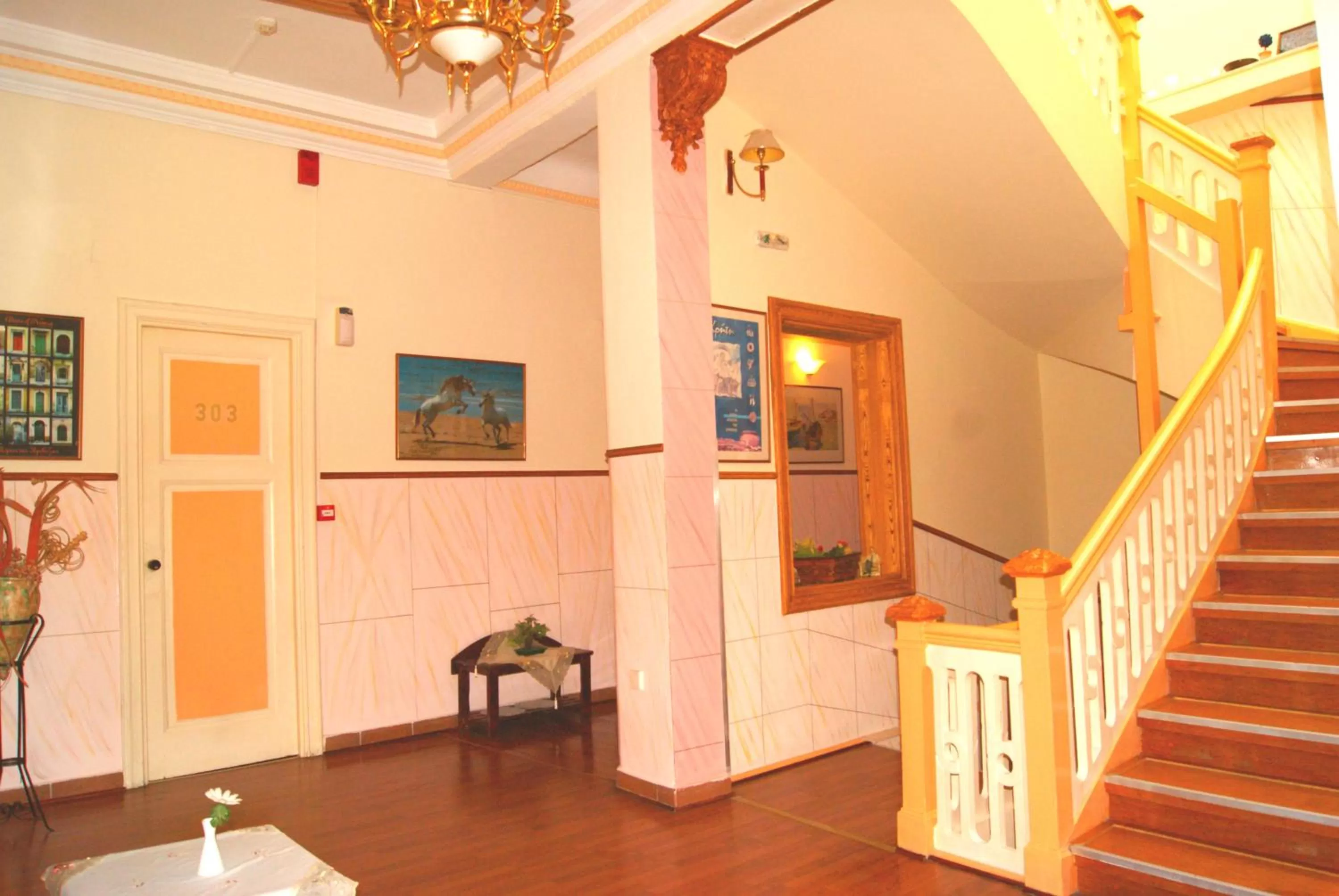 Lobby or reception in Diethnes Hotel