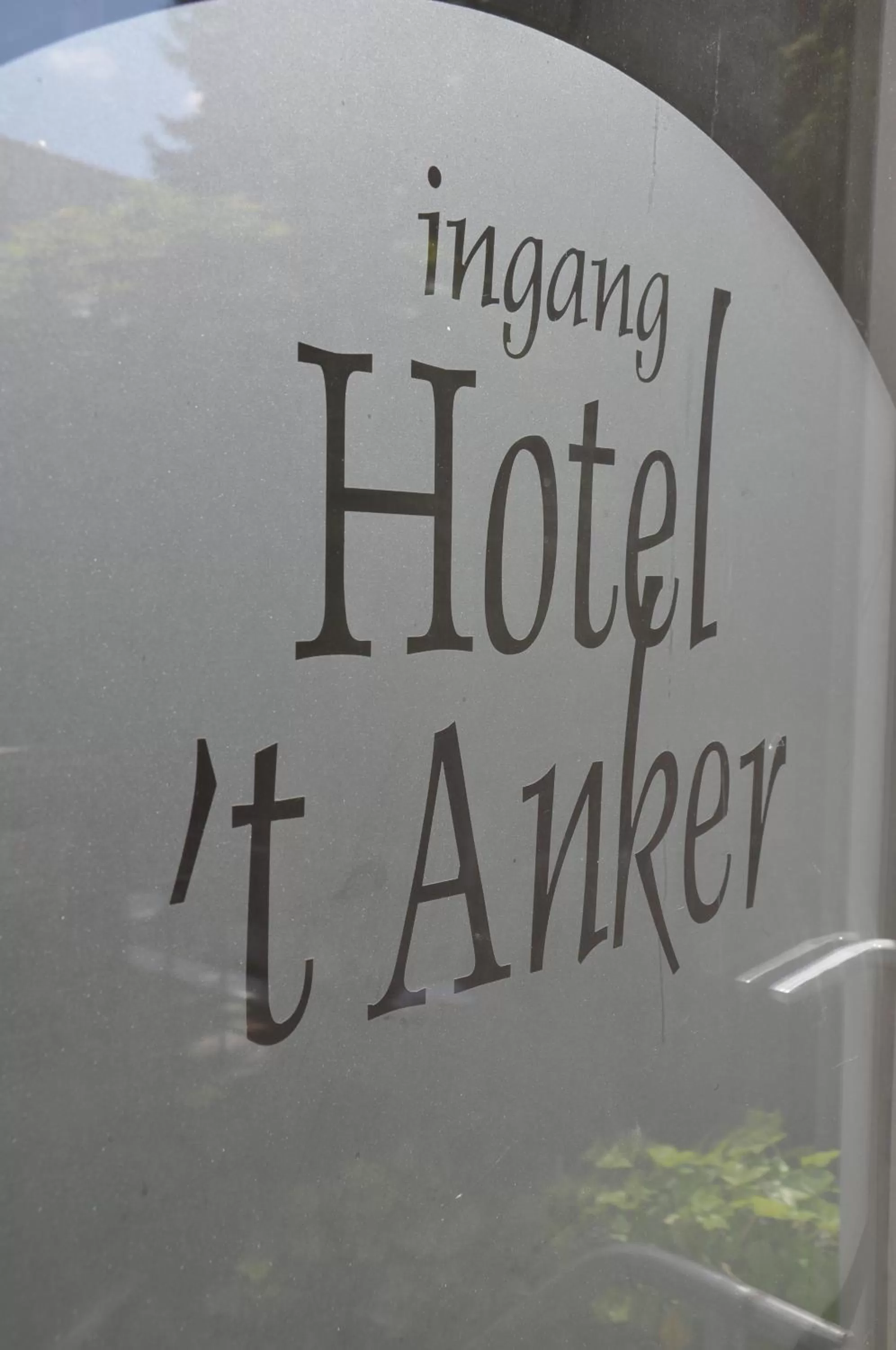 Facade/entrance in Hotel Het Anker