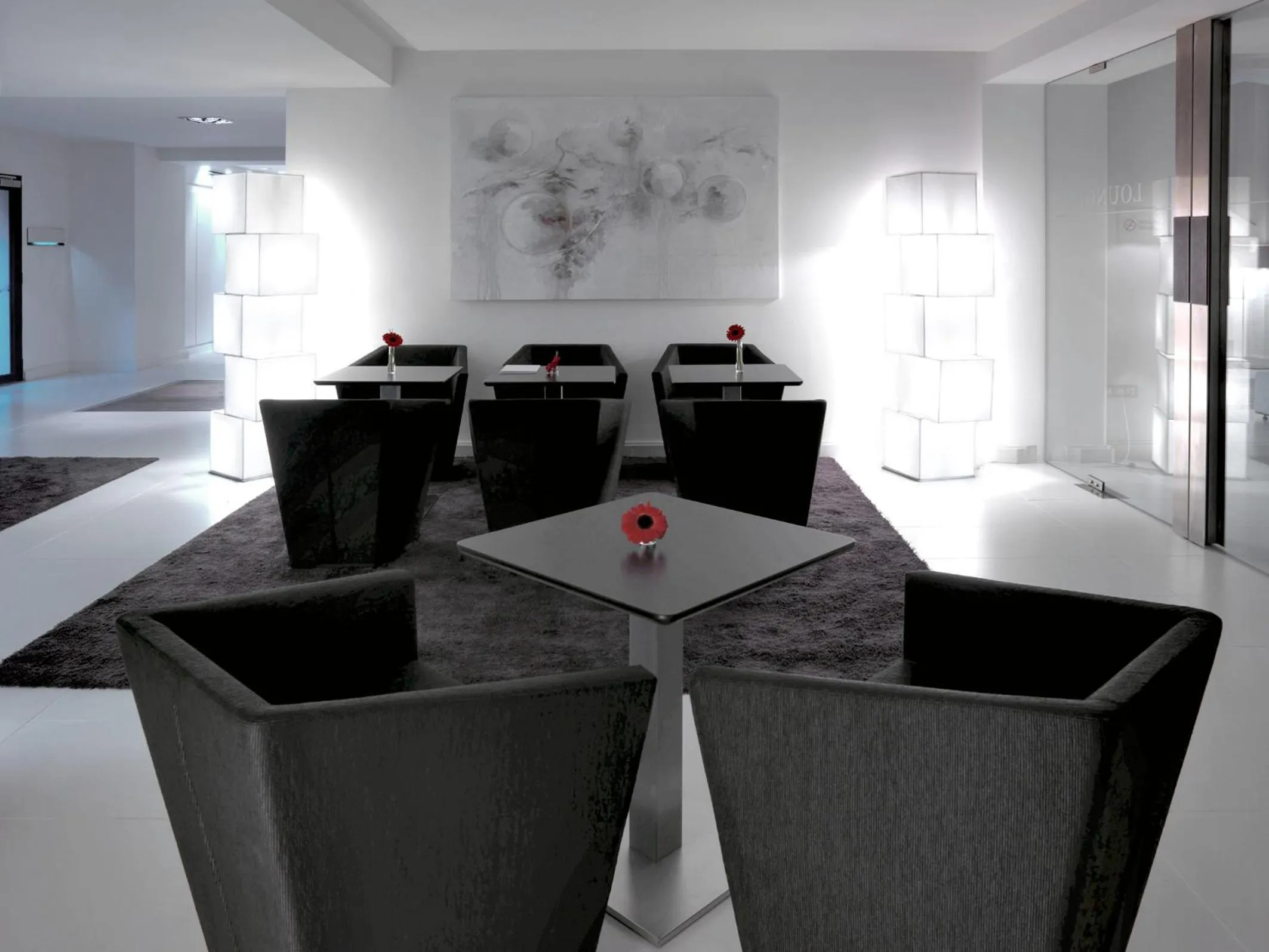 Lounge or bar, Bed in Hospes Palau de La Mar, Valencia, a Member of Design Hotels