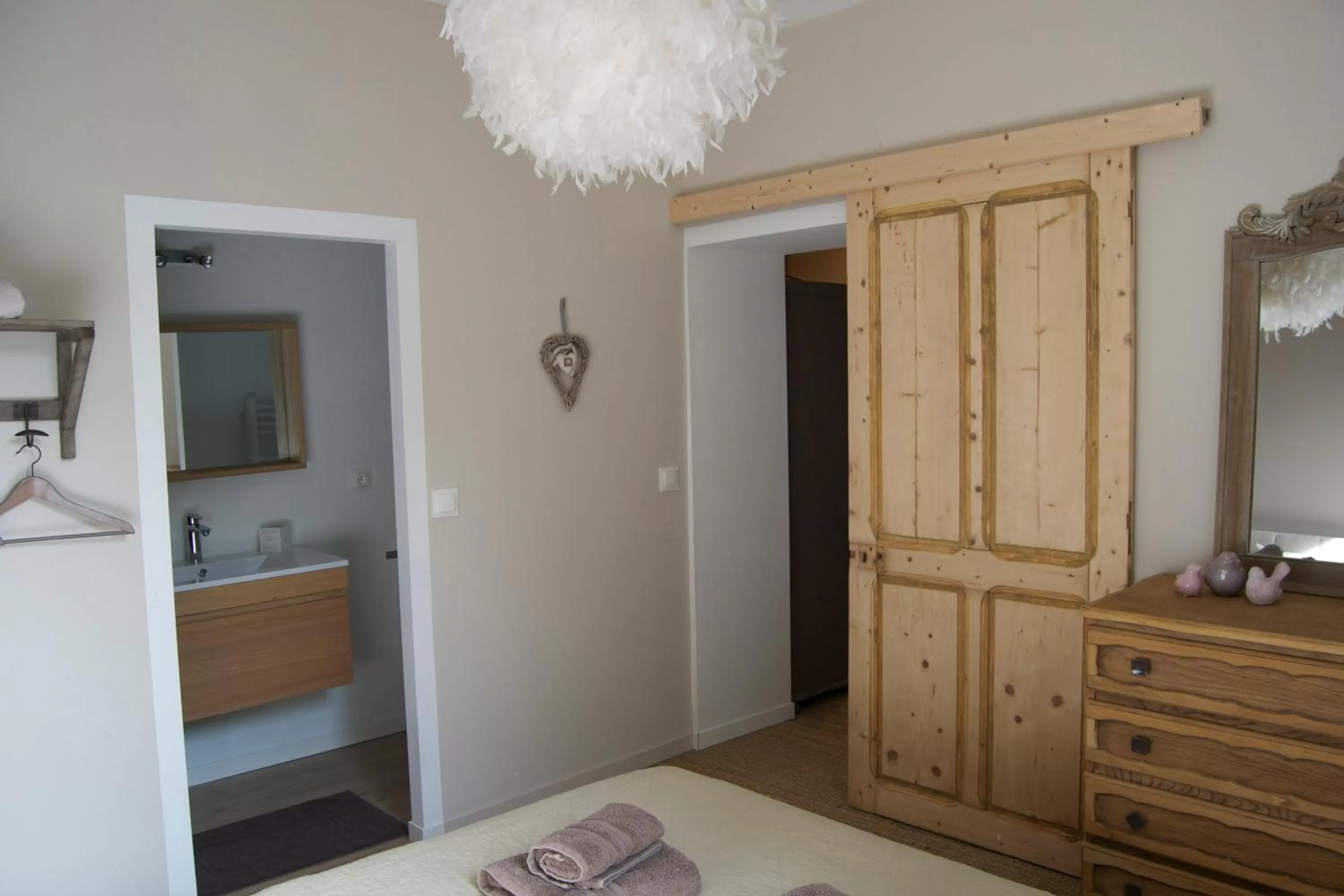 Bedroom, Bed in Appart'hôtel 27 le lion d'or