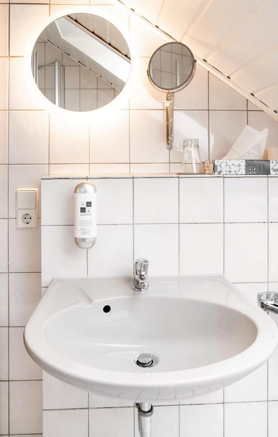 Bathroom in Hotel Beim Schupi Karlsruhe