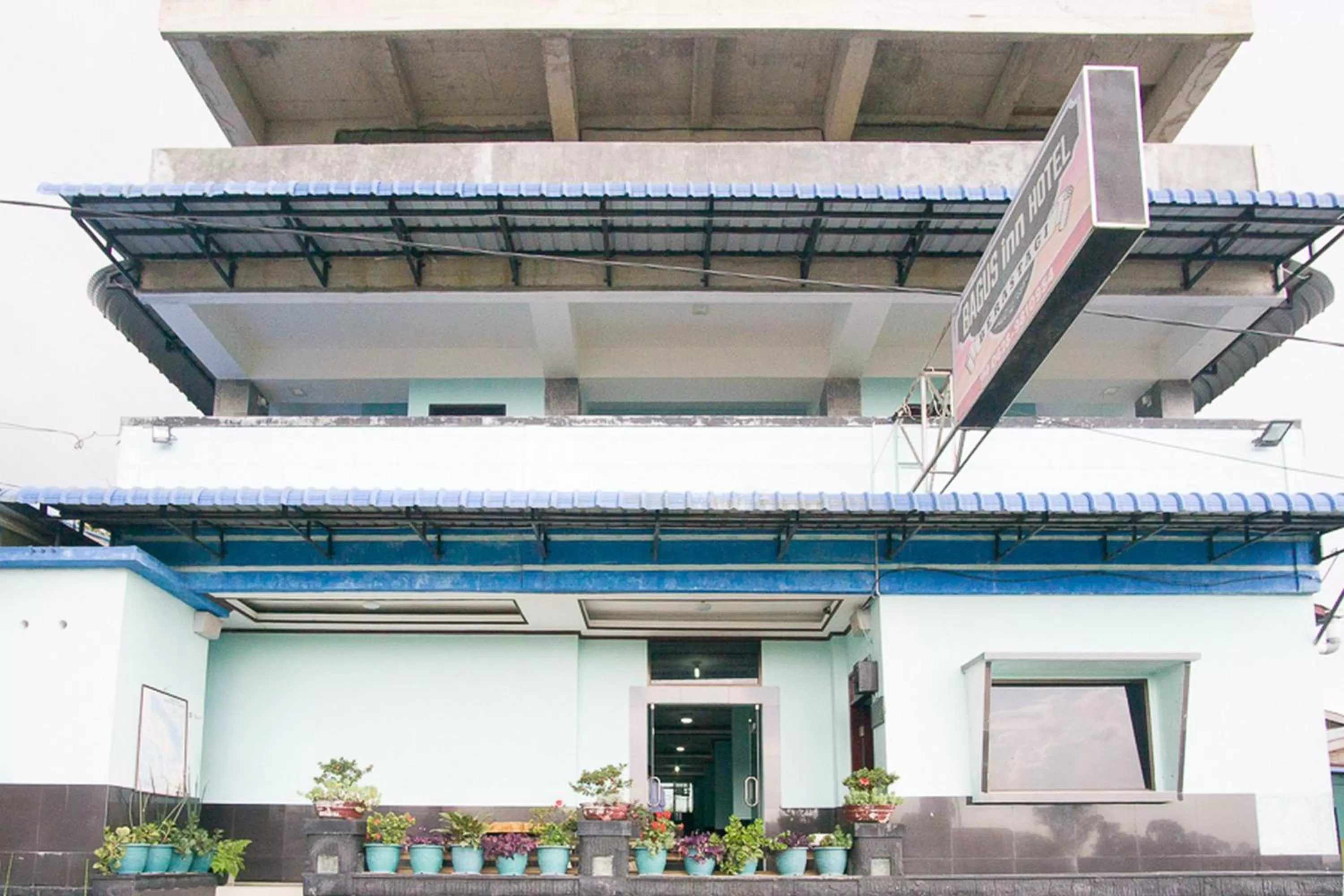 Property building in RedDoorz near Mikie Holiday Funland Berastagi