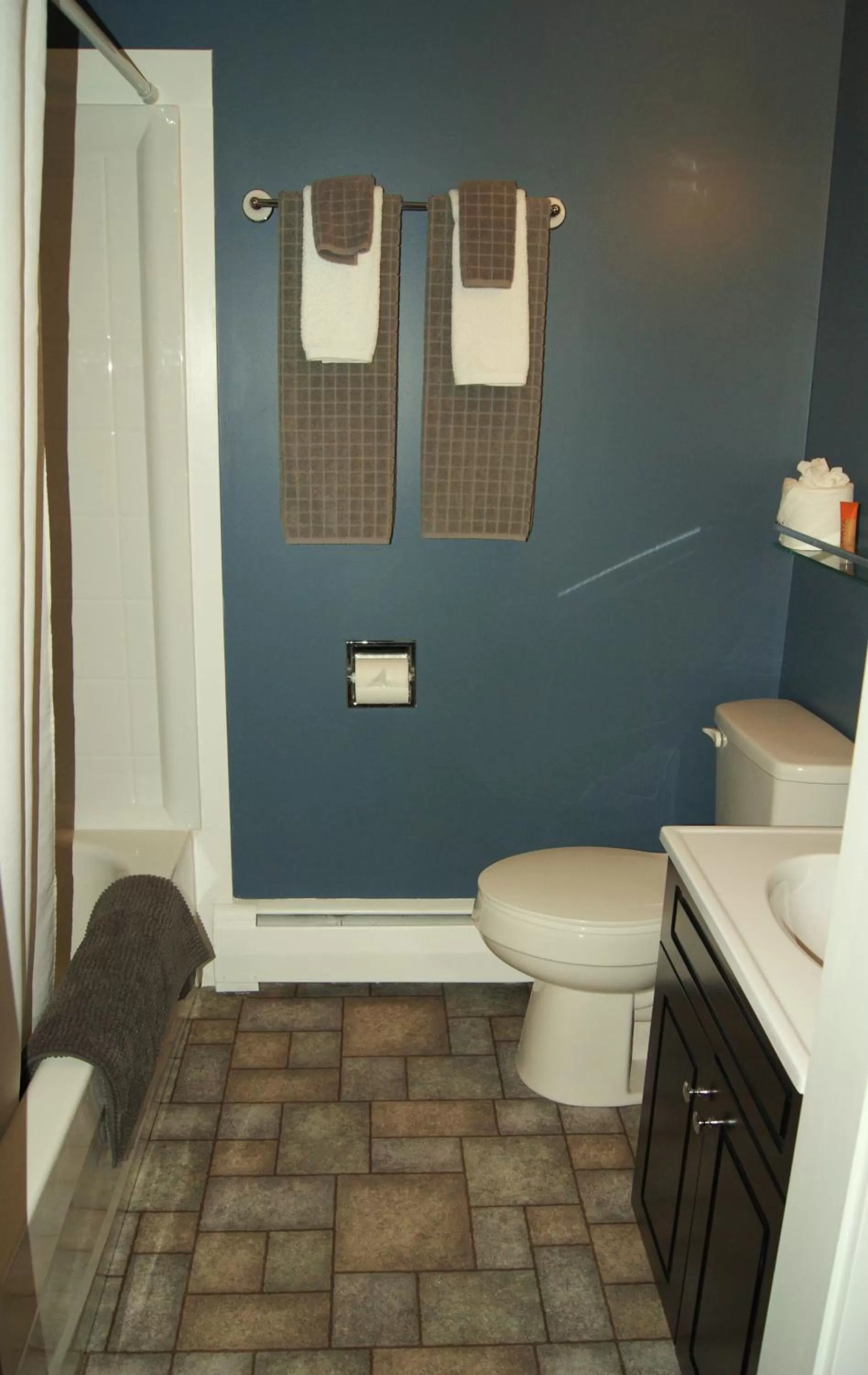 Bathroom in Stardust Inn and Chalets