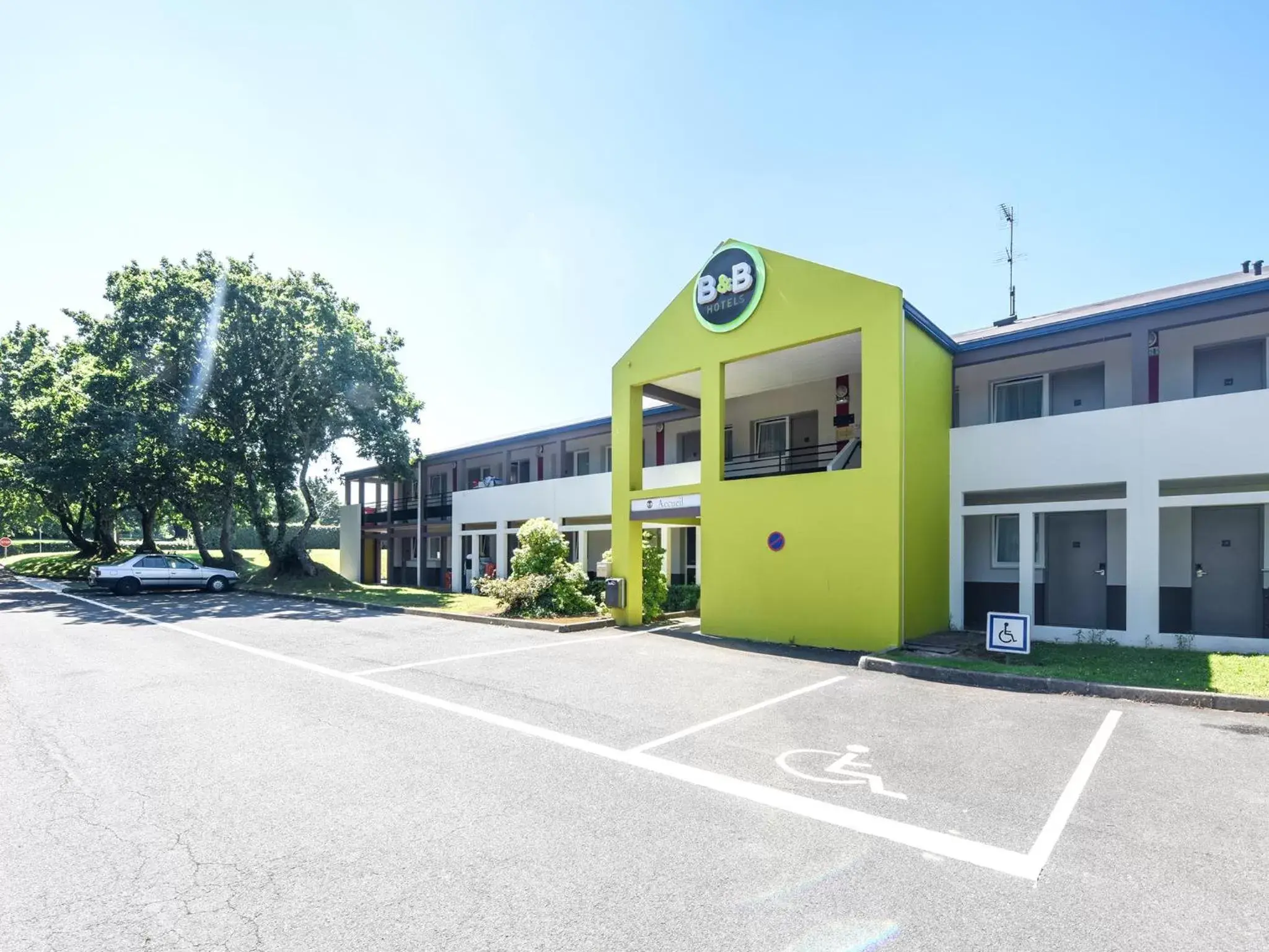 B&B HOTEL Brest Kergaradec Aéroport B&B HOTEL Brest Kergaradec Aéroport