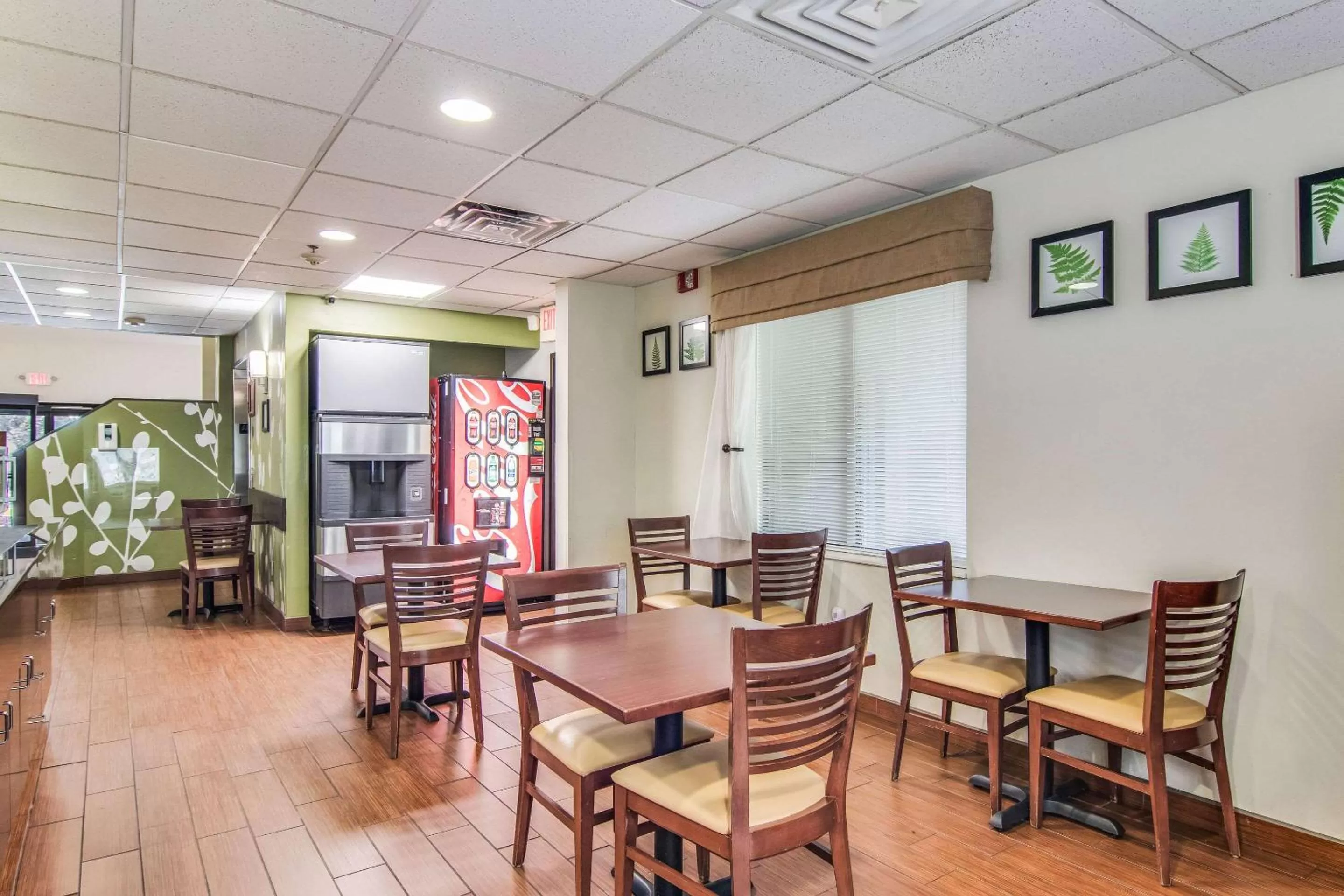Restaurant/places to eat in Sleep Inn Austintown - Youngstown, West