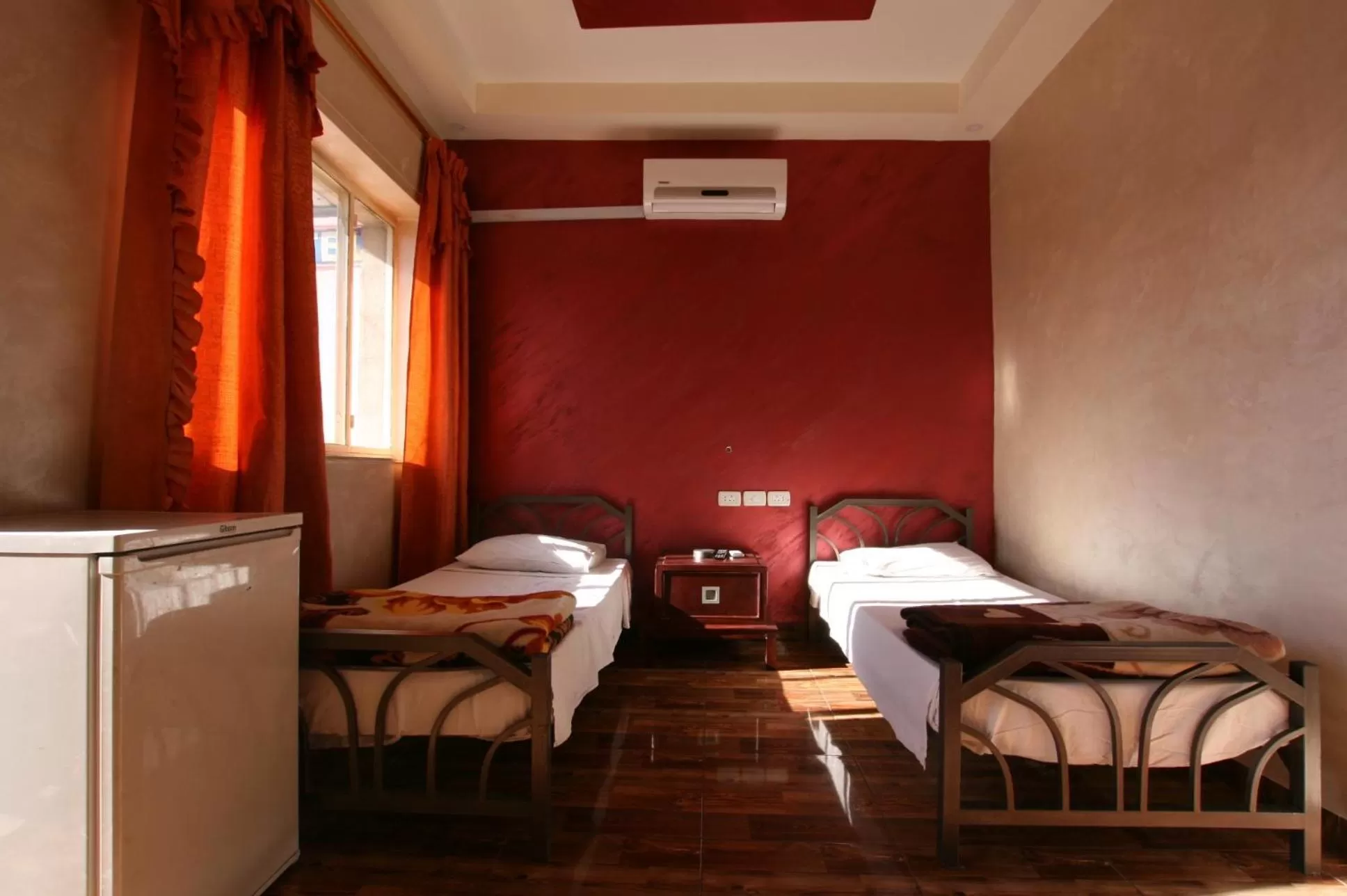 Bed in Sun Rise Hotel & Hostel & Tours