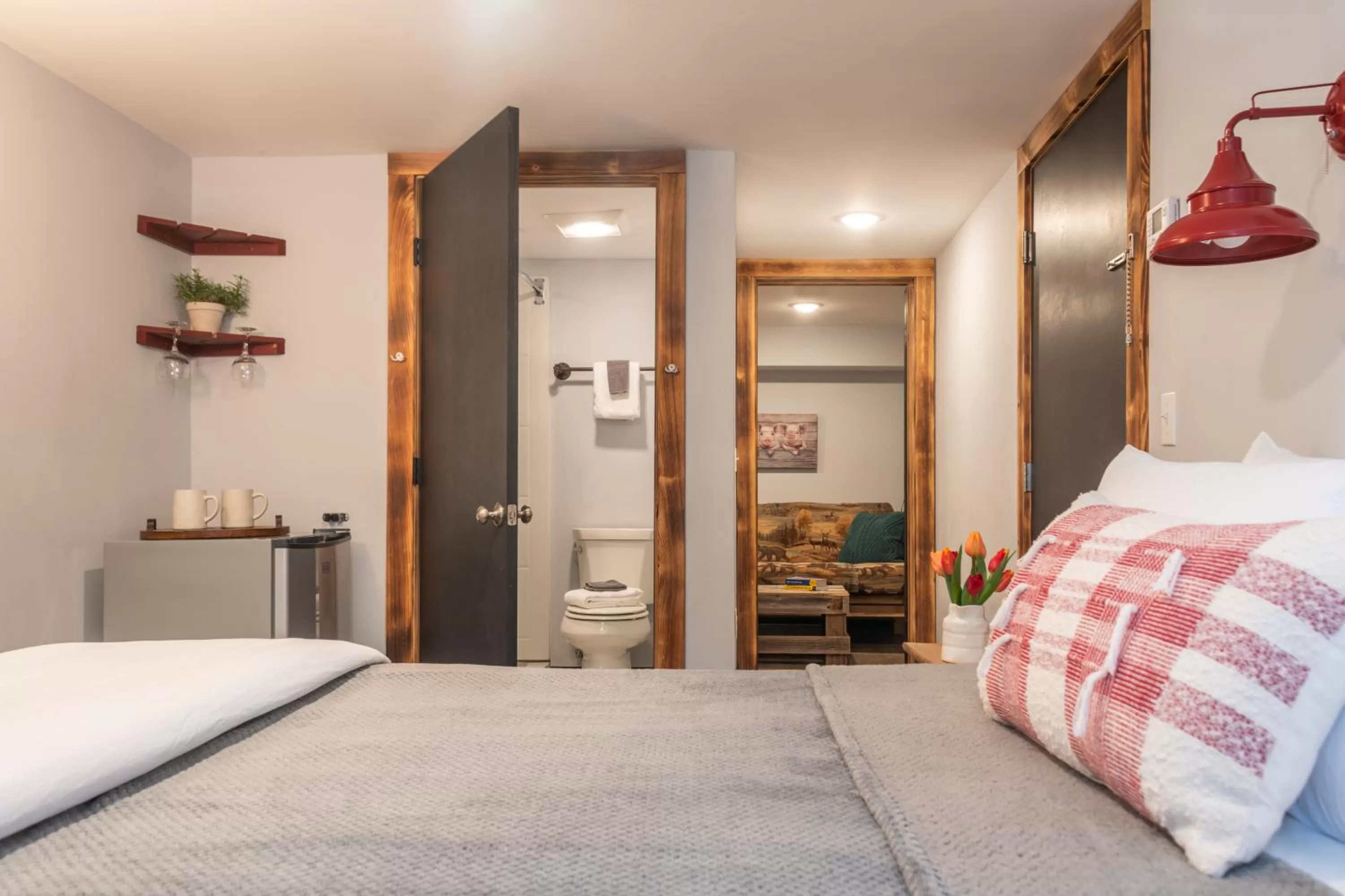 Bedroom, Bed in Mad River Lodge