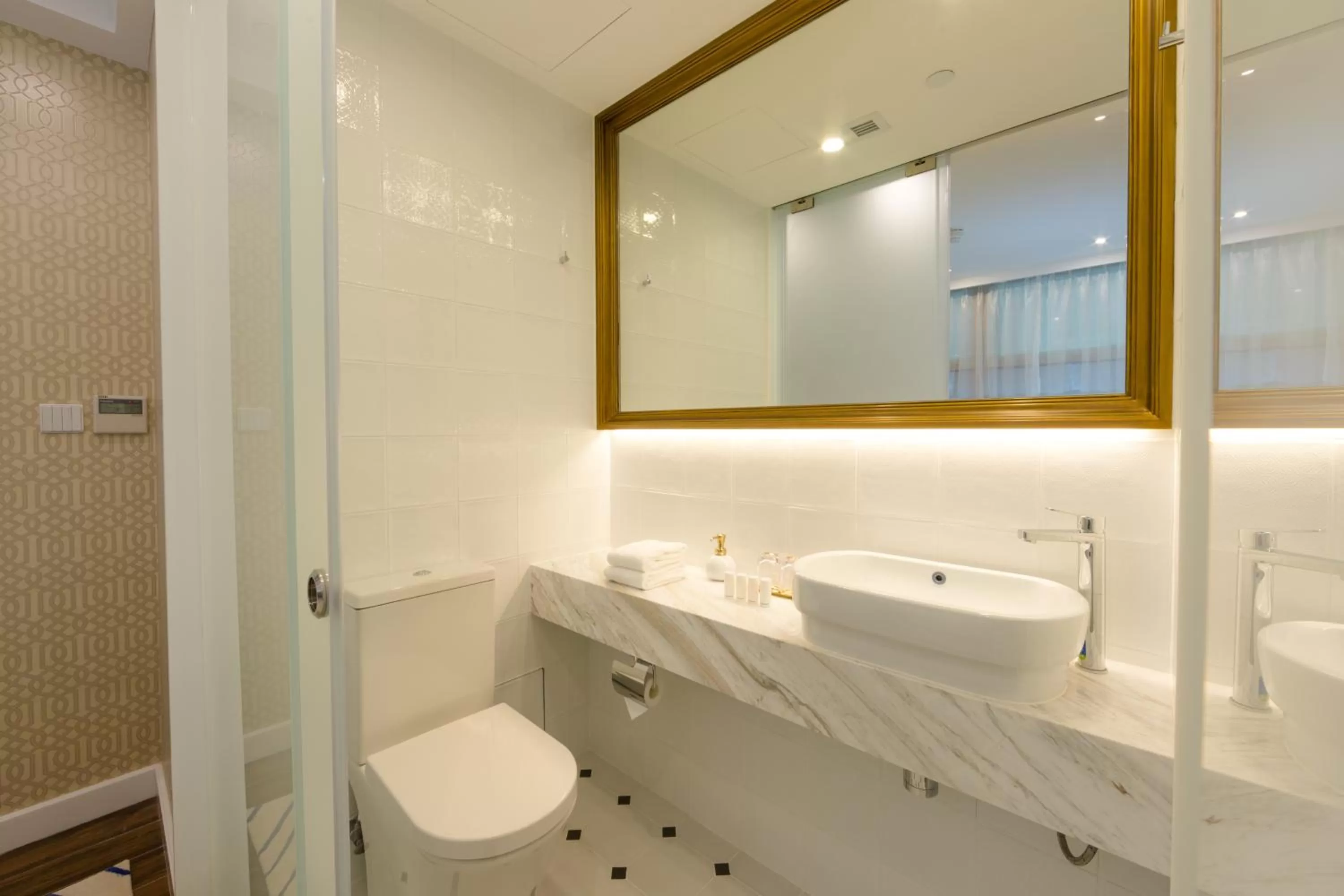 Tung Nam Lou Art Hotel