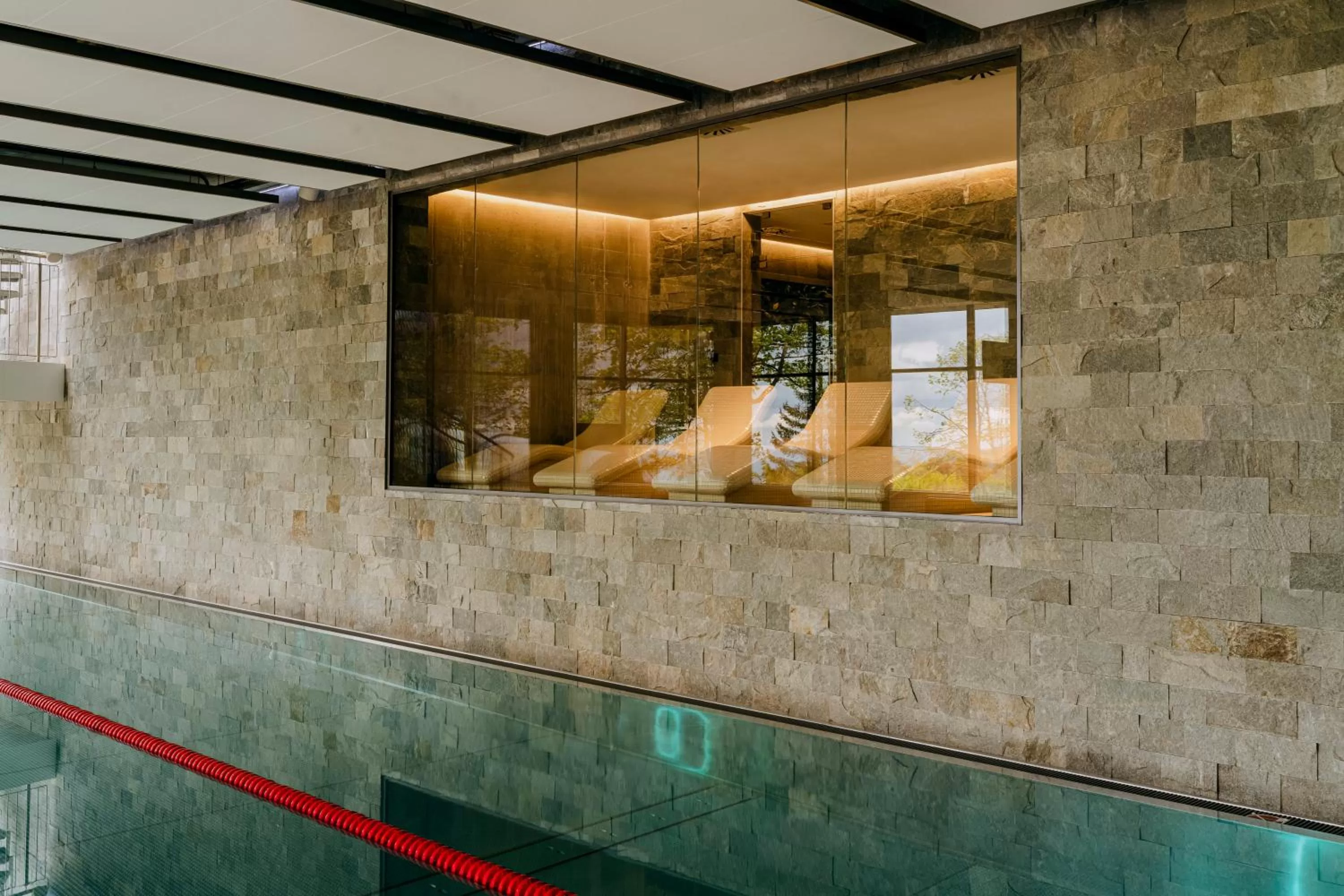 Swimming pool in Radisson Hotel Szklarska Poręba