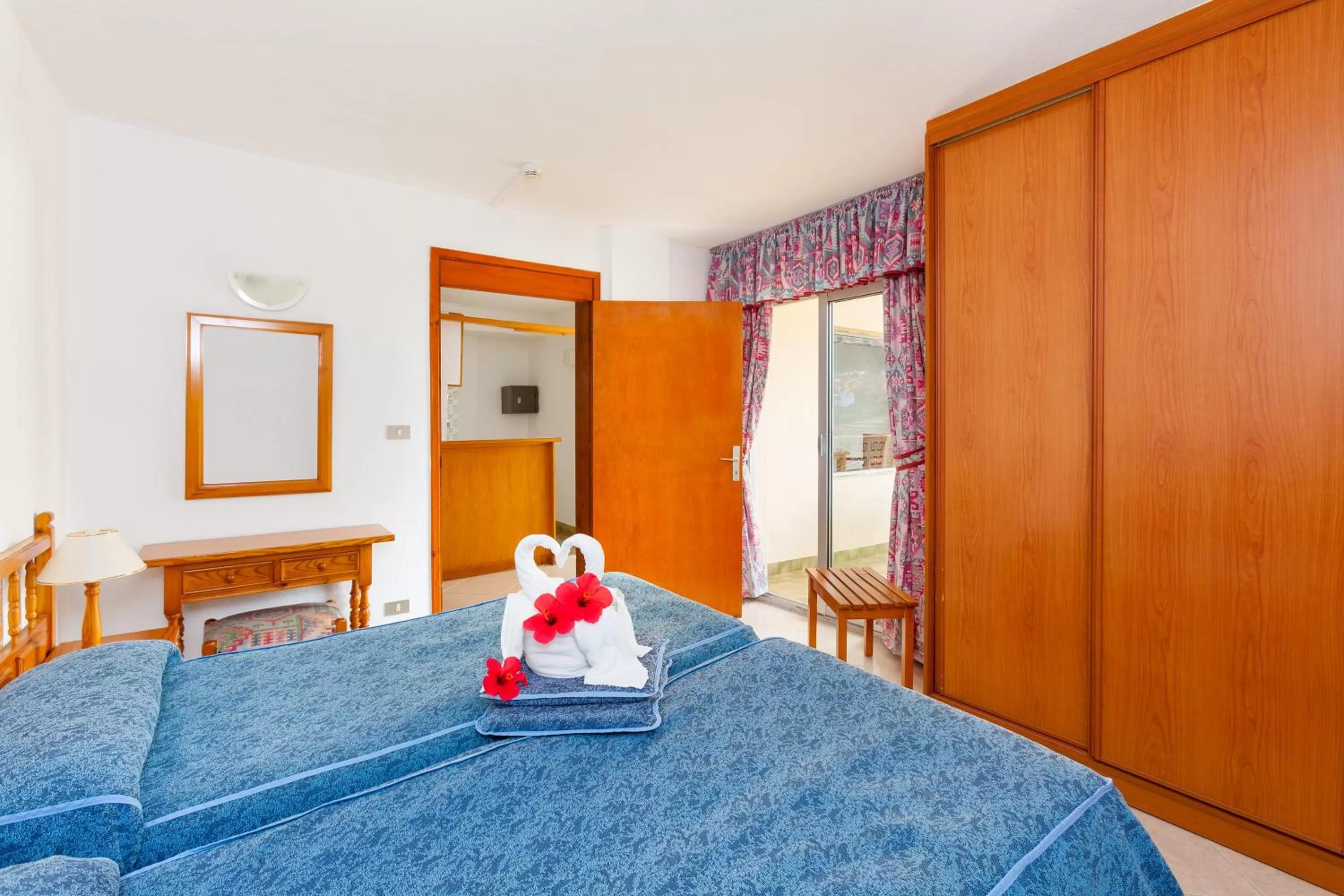 Bedroom, Bed in Hotel Panoramica Garden