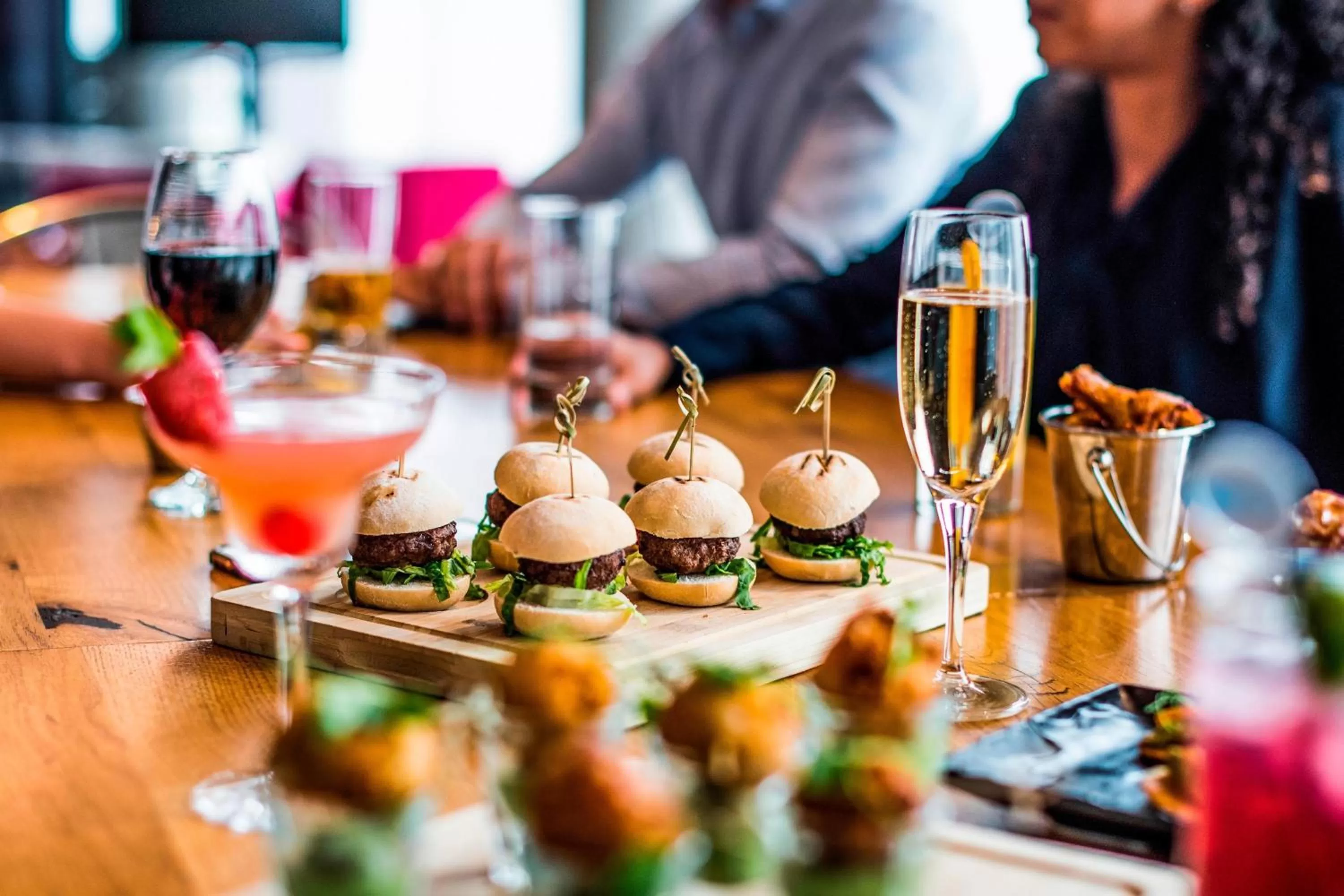 Lounge or bar in Aloft London Excel