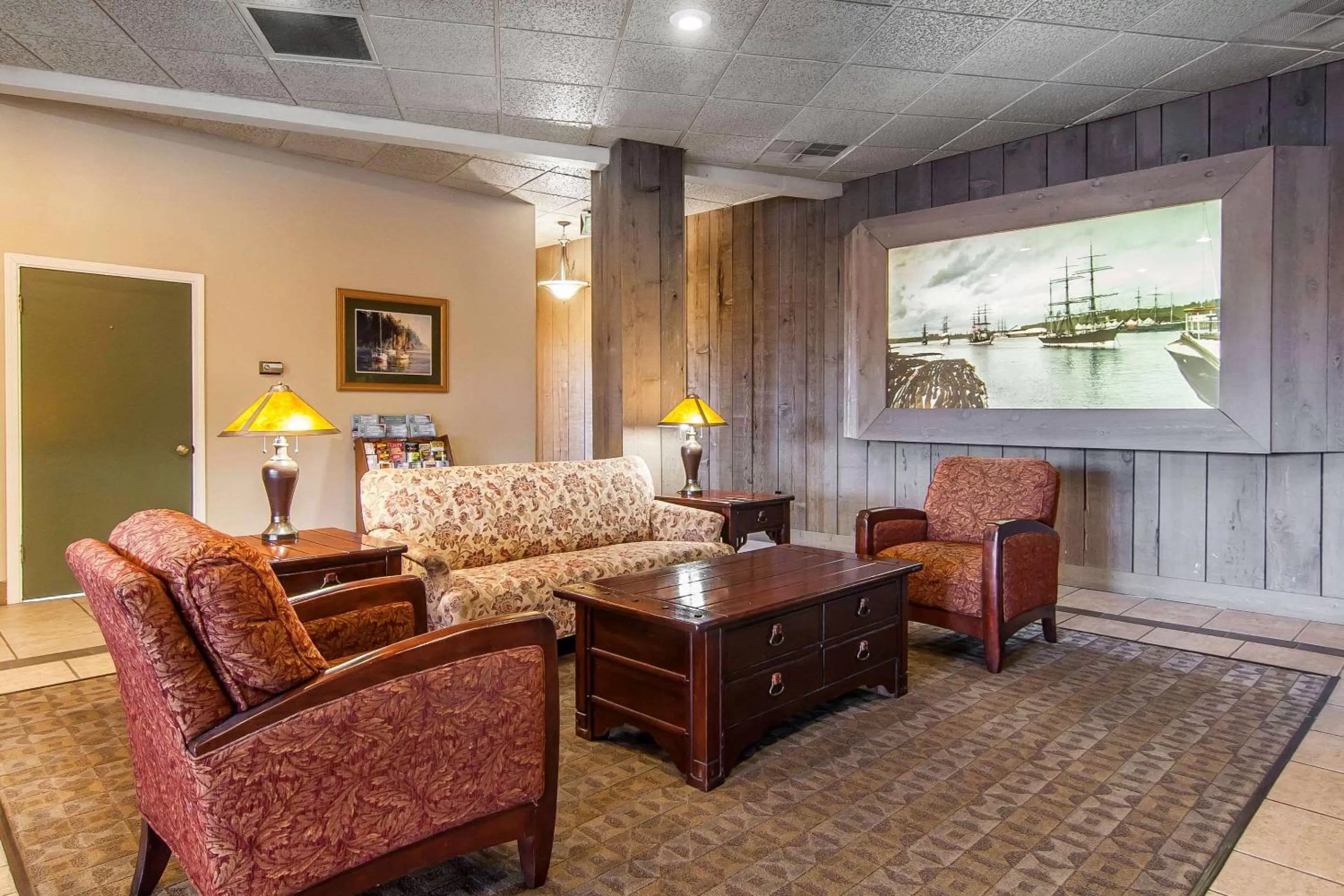 Lobby or reception in Quality Inn & Suites at Coos Bay