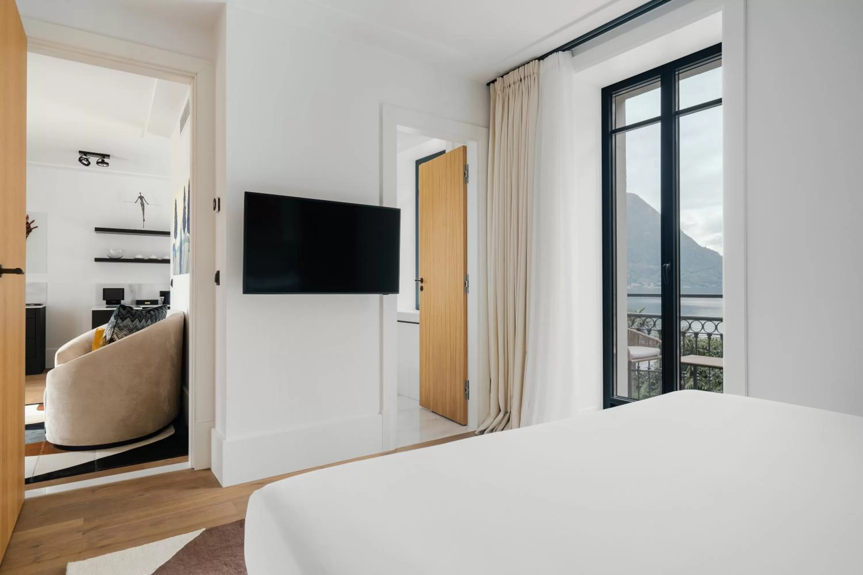 Bed in MUSA Lago di Como