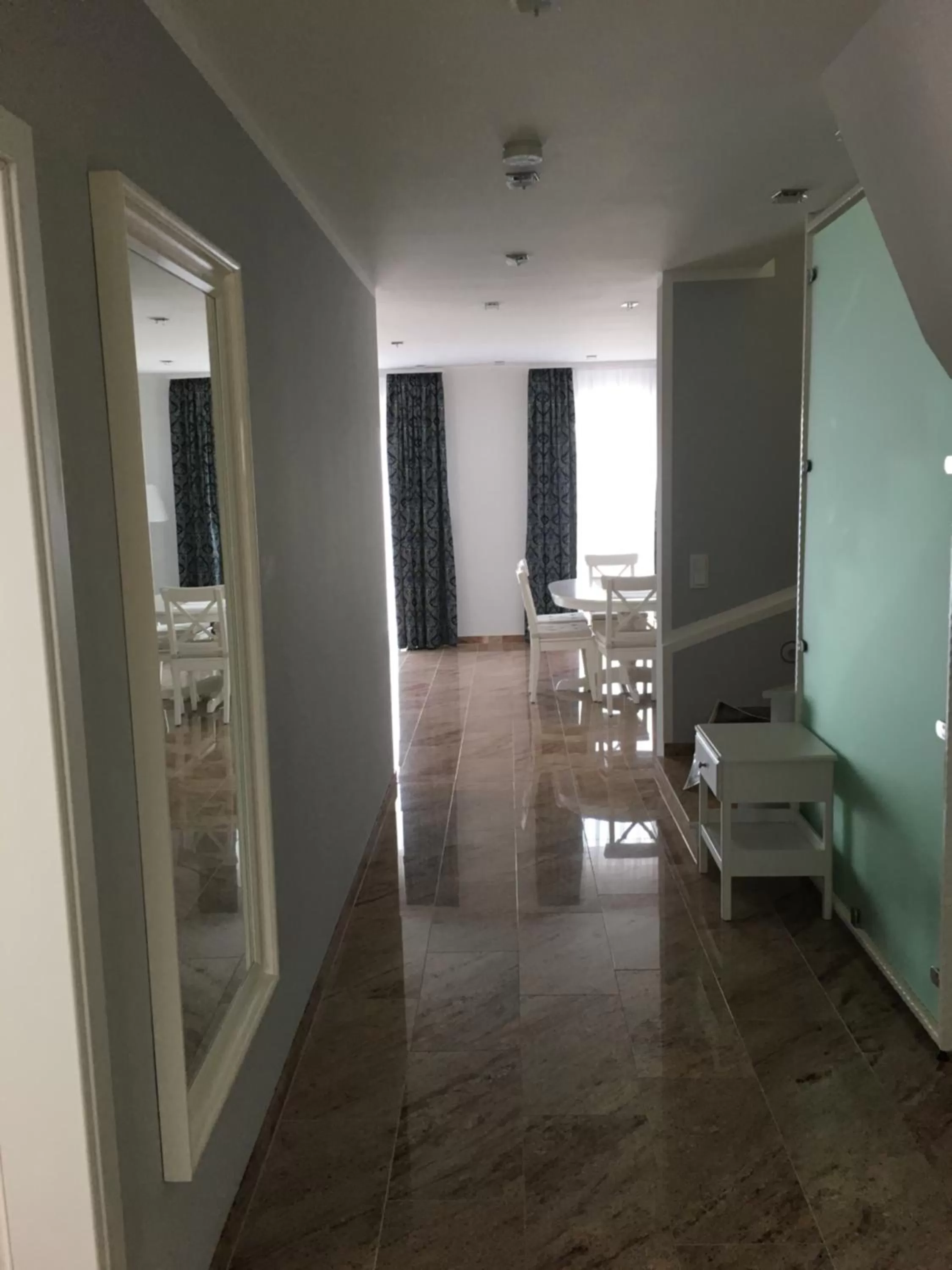 Property building in Merkel Villa Apartamente