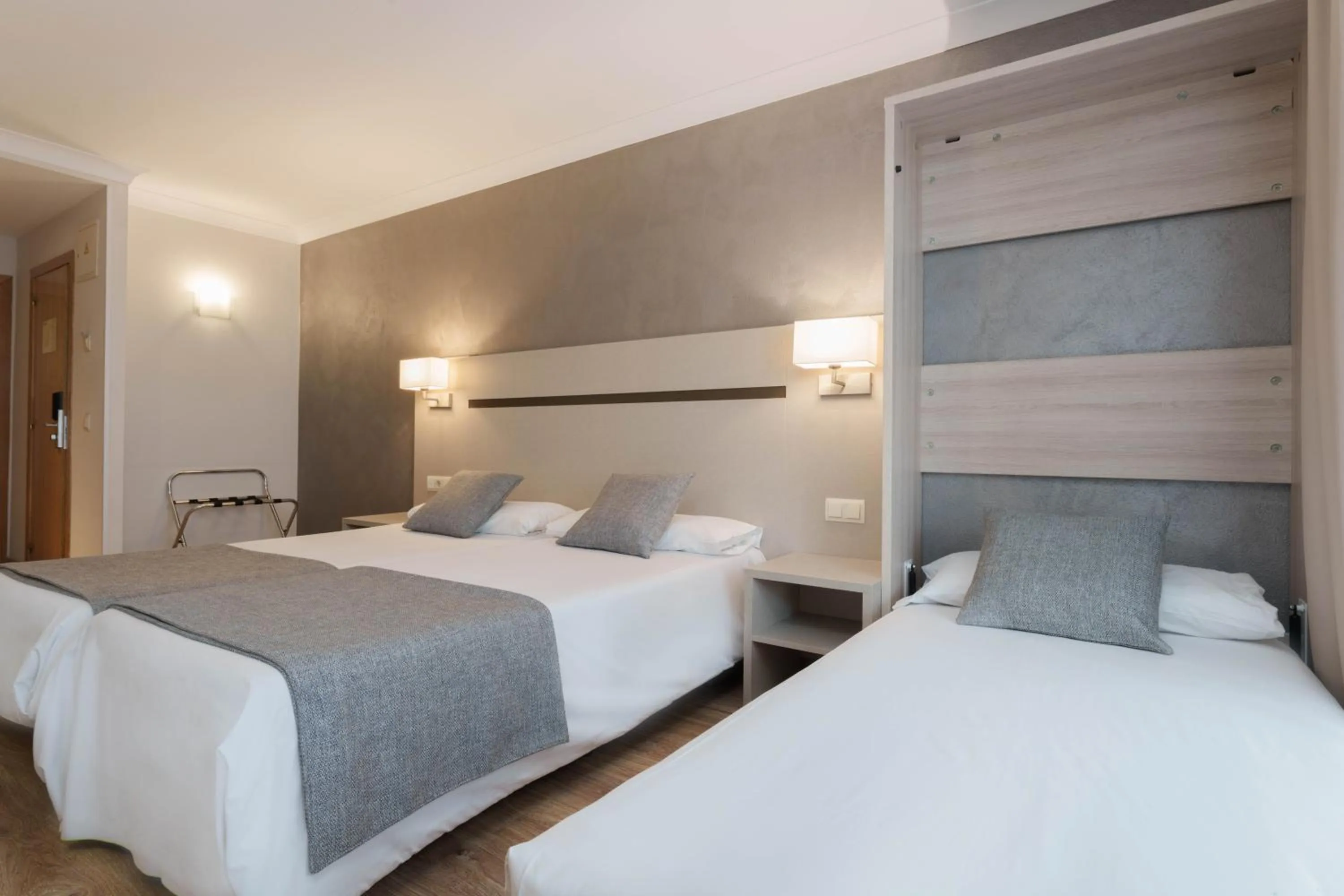 Photo of the whole room, Bed in Hotel & Aparthotel Cosmos