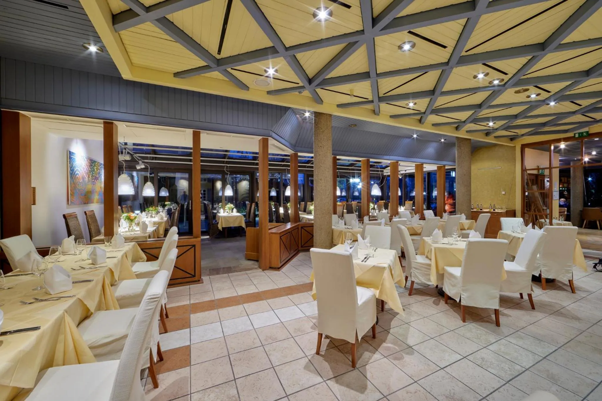 Restaurant/places to eat in Hotel Bredeney