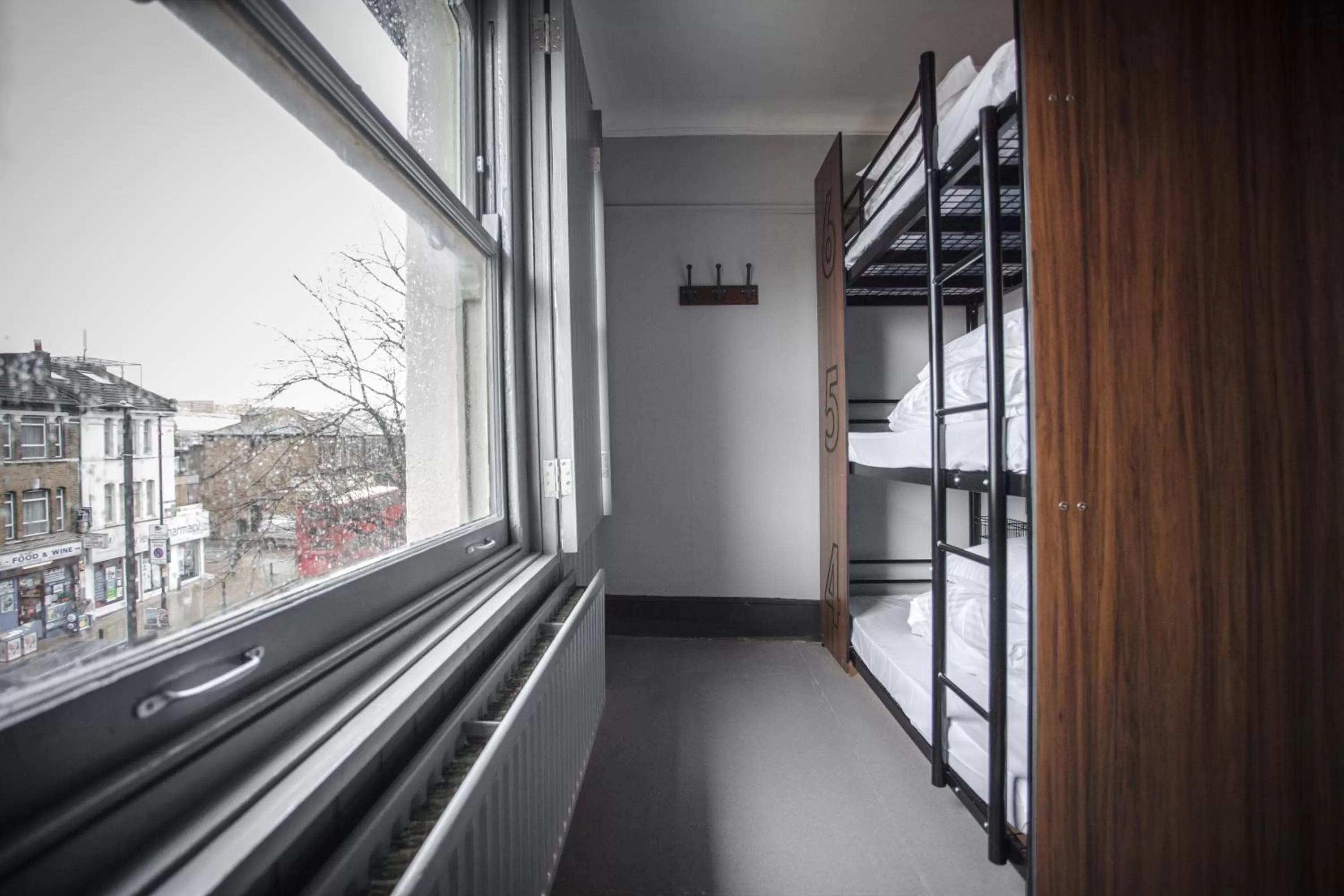 Bedroom in PubLove @ The Crown, Battersea