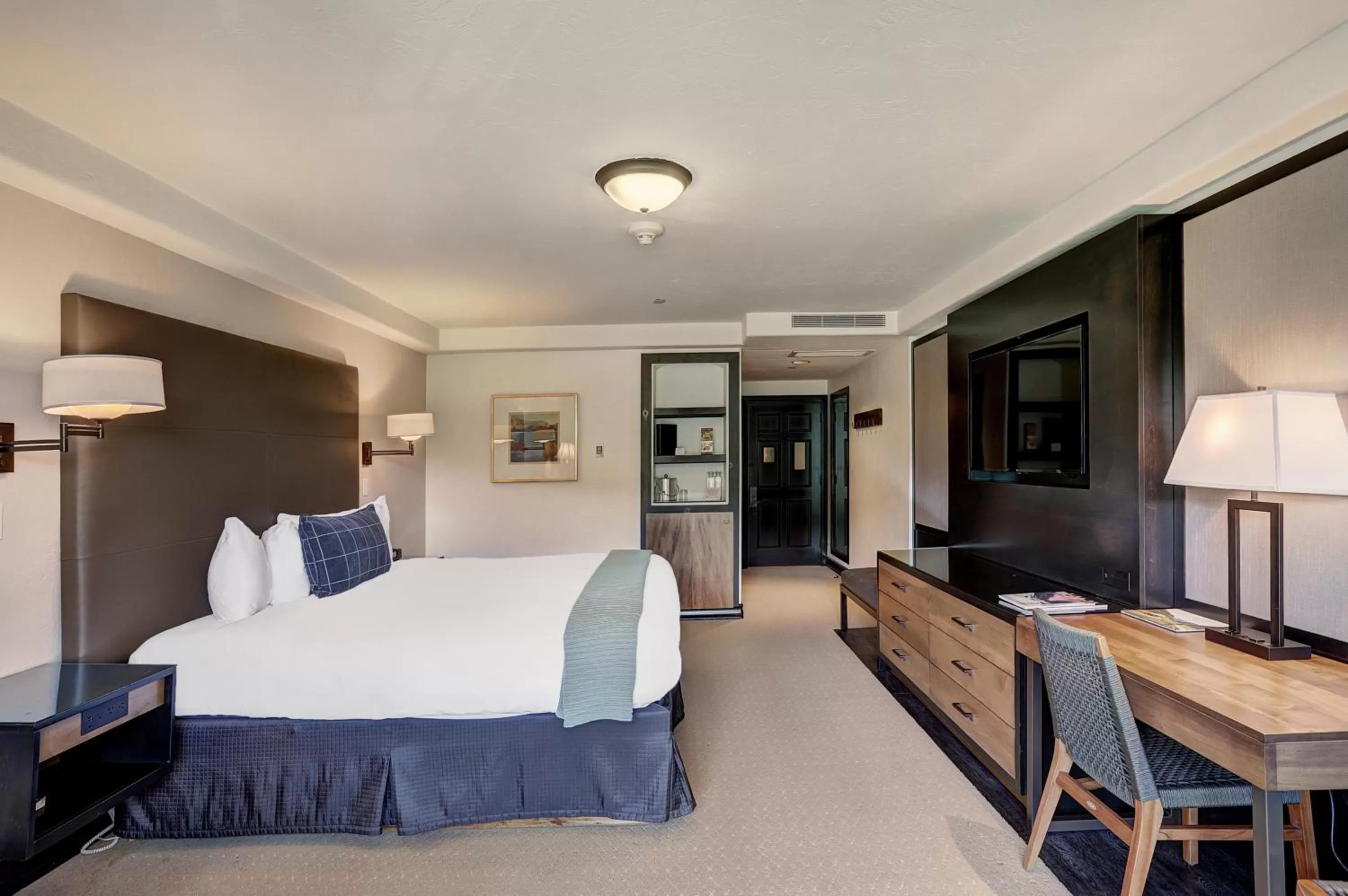 Bed in The Pines Lodge, a RockResort, by Vail Resorts