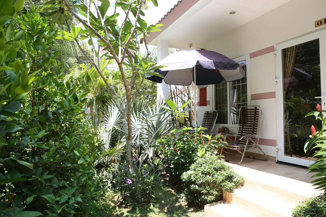 Patio in Huynh Gia Bungalow