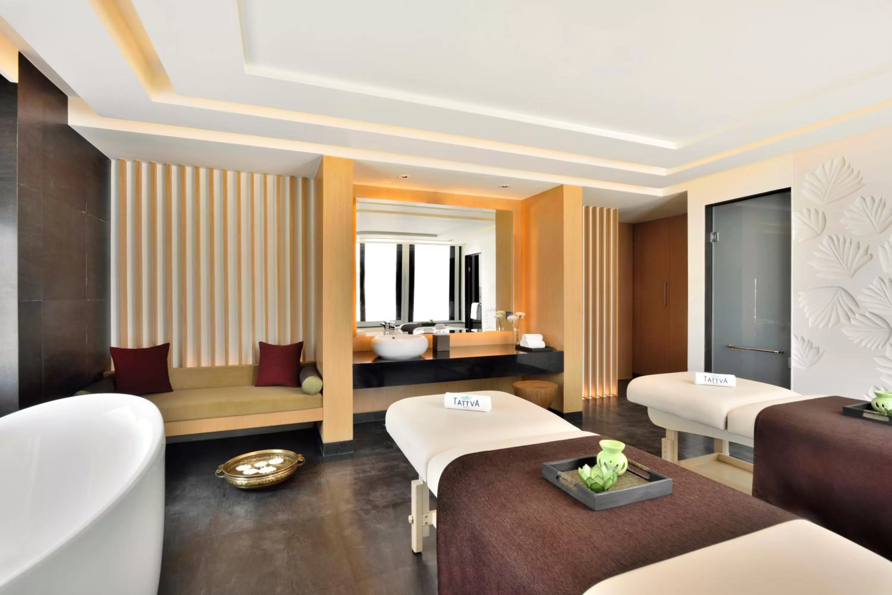 Massage, Bed in Radisson Blu Faridabad