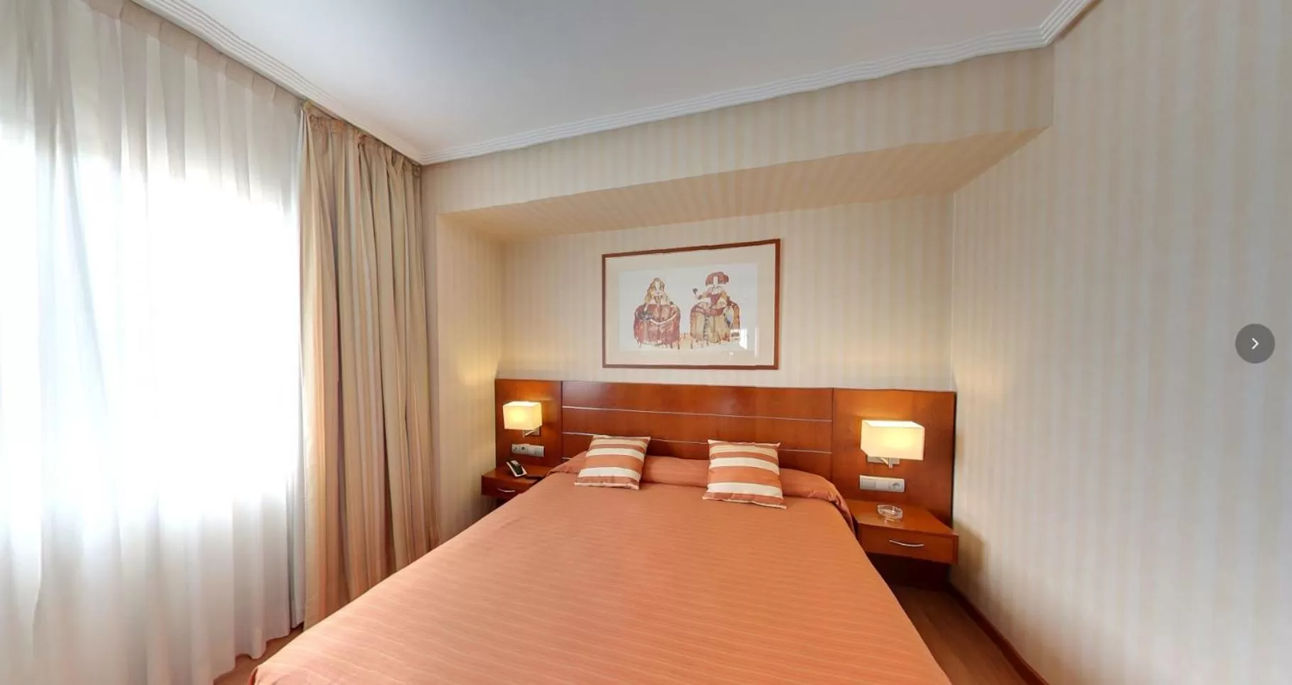 Photo of the whole room, Bed in Sercotel La Princesa