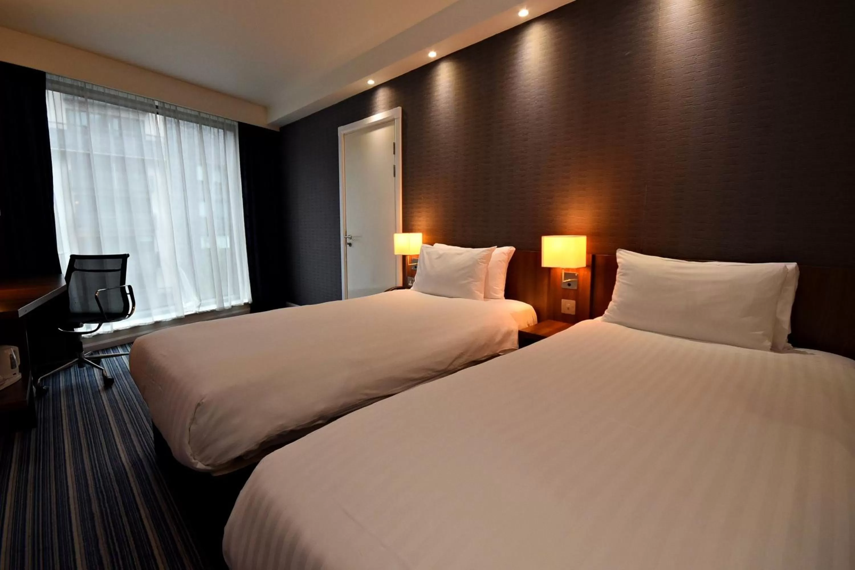 Photo of the whole room, Bed in Holiday Inn Express Manchester City Centre Arena by IHG