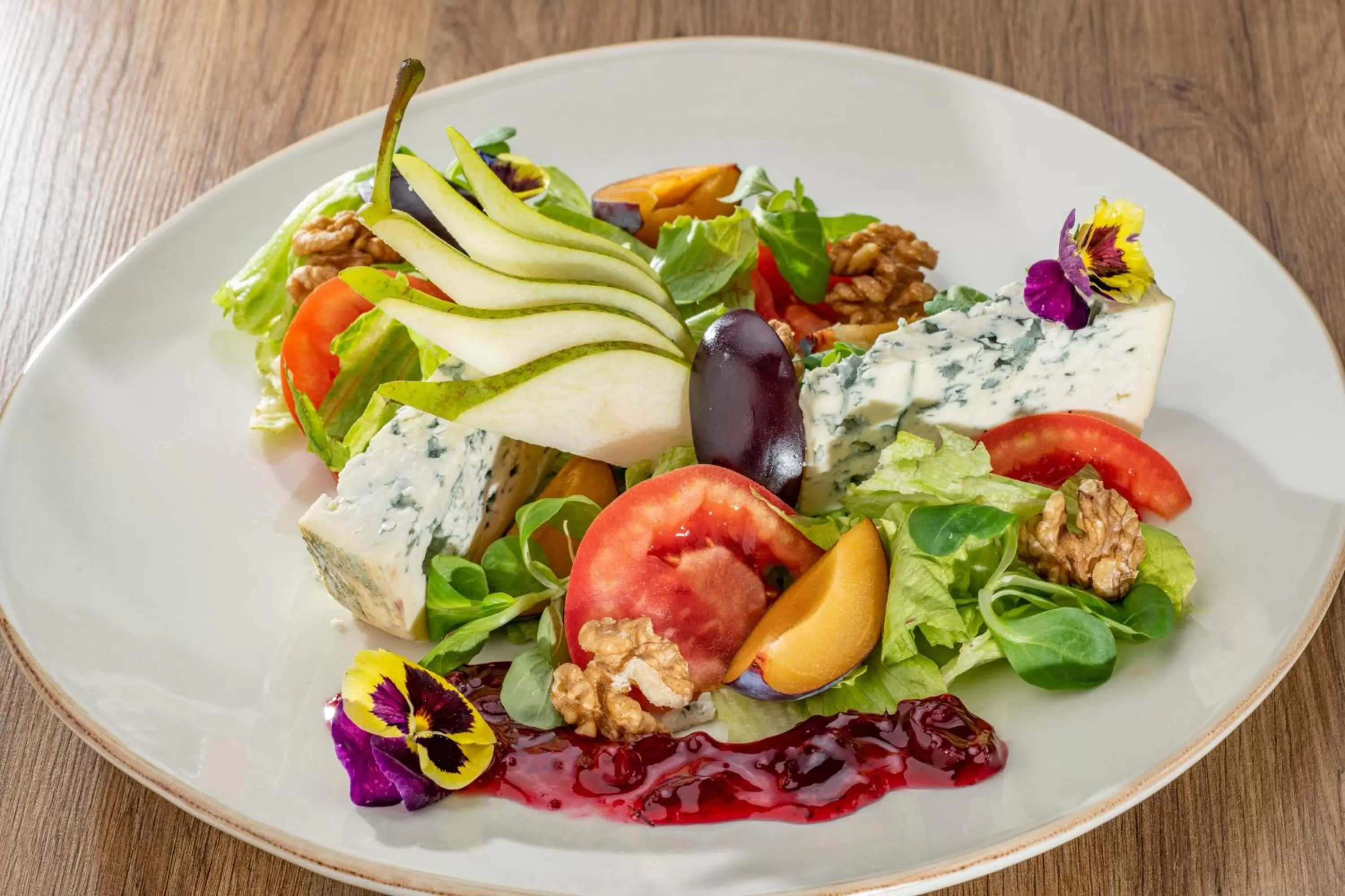 Restaurant/places to eat in ALKA Sun Resort