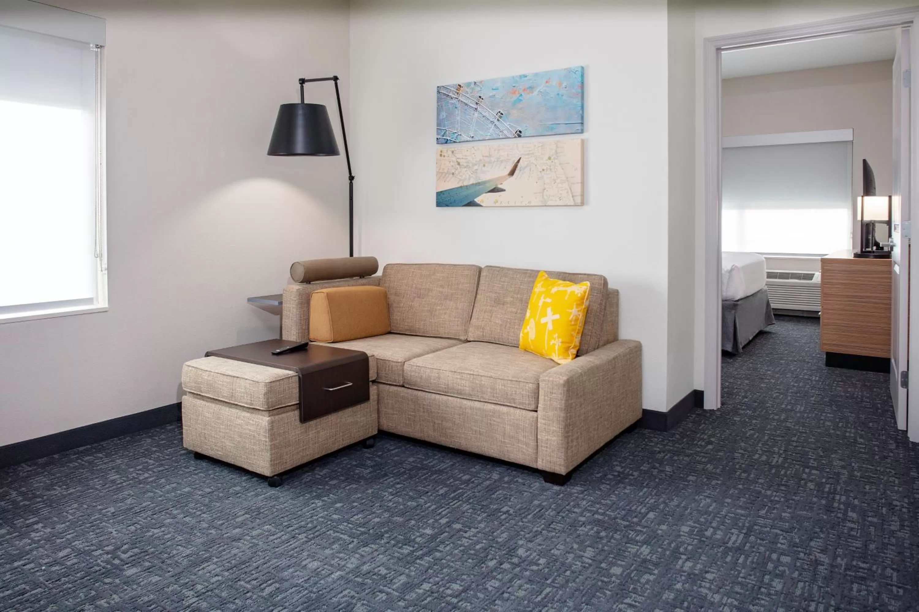 Bedroom in TownePlace Suites by Marriott Orlando Airport