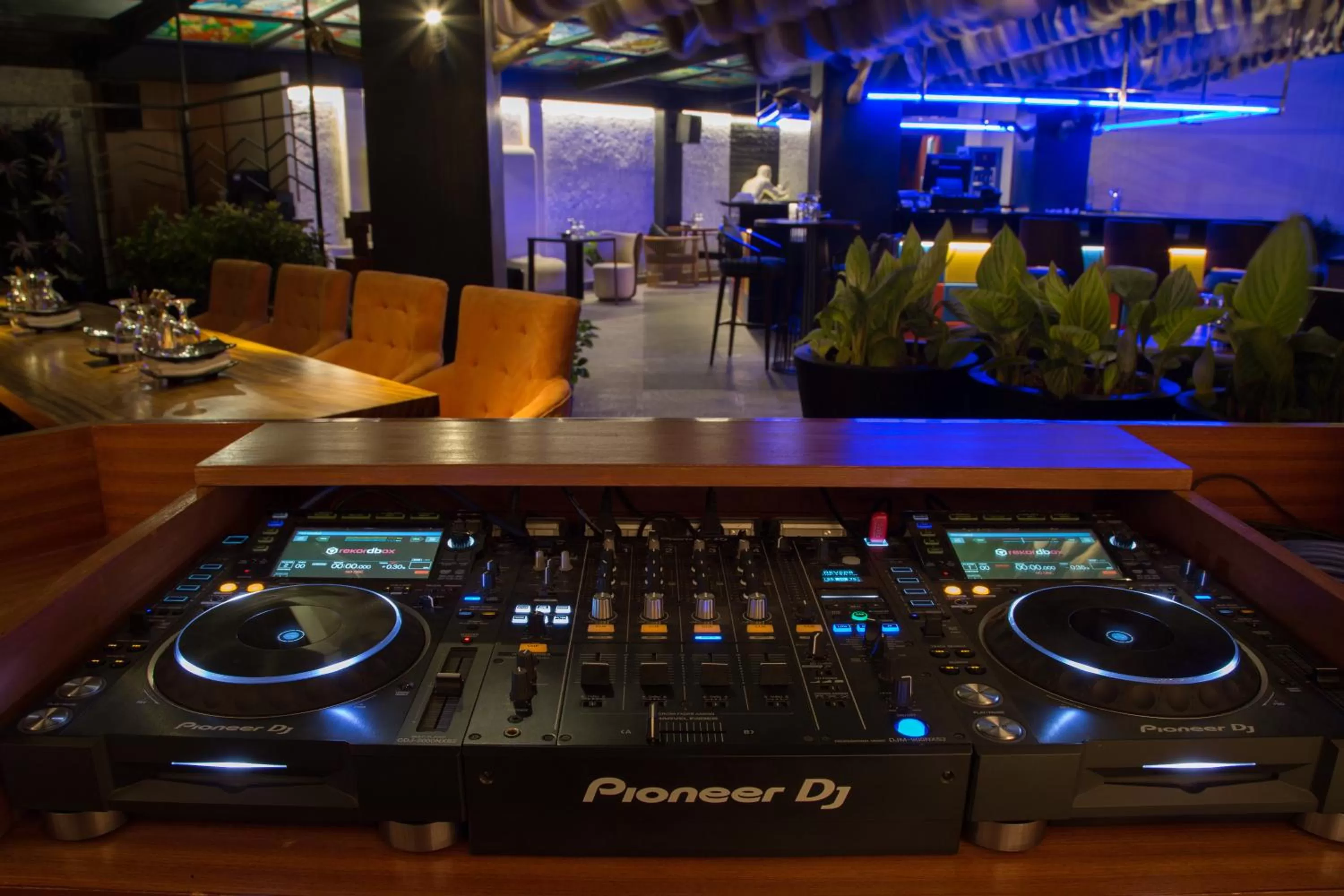 Drinks in The Accord Metropolitan