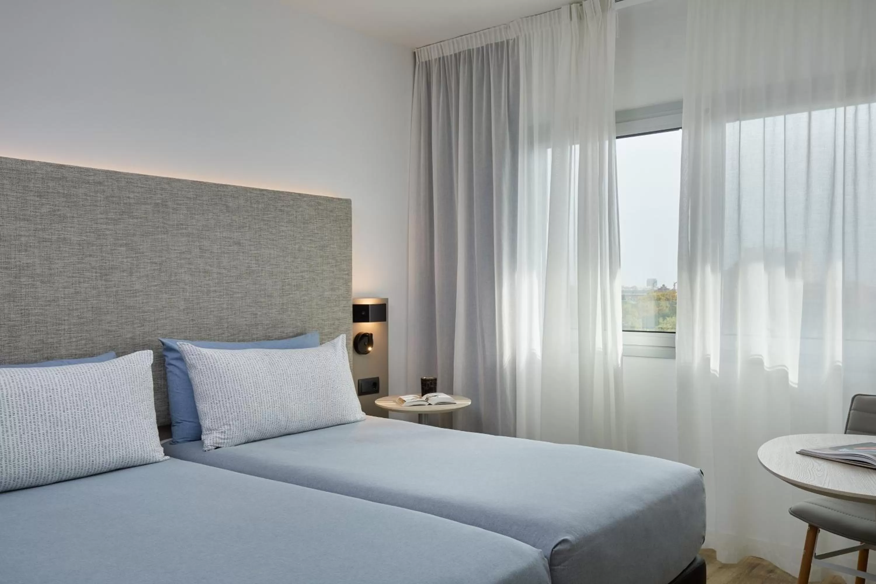 Bed in INNSiDE by Meliá Barcelona Apolo