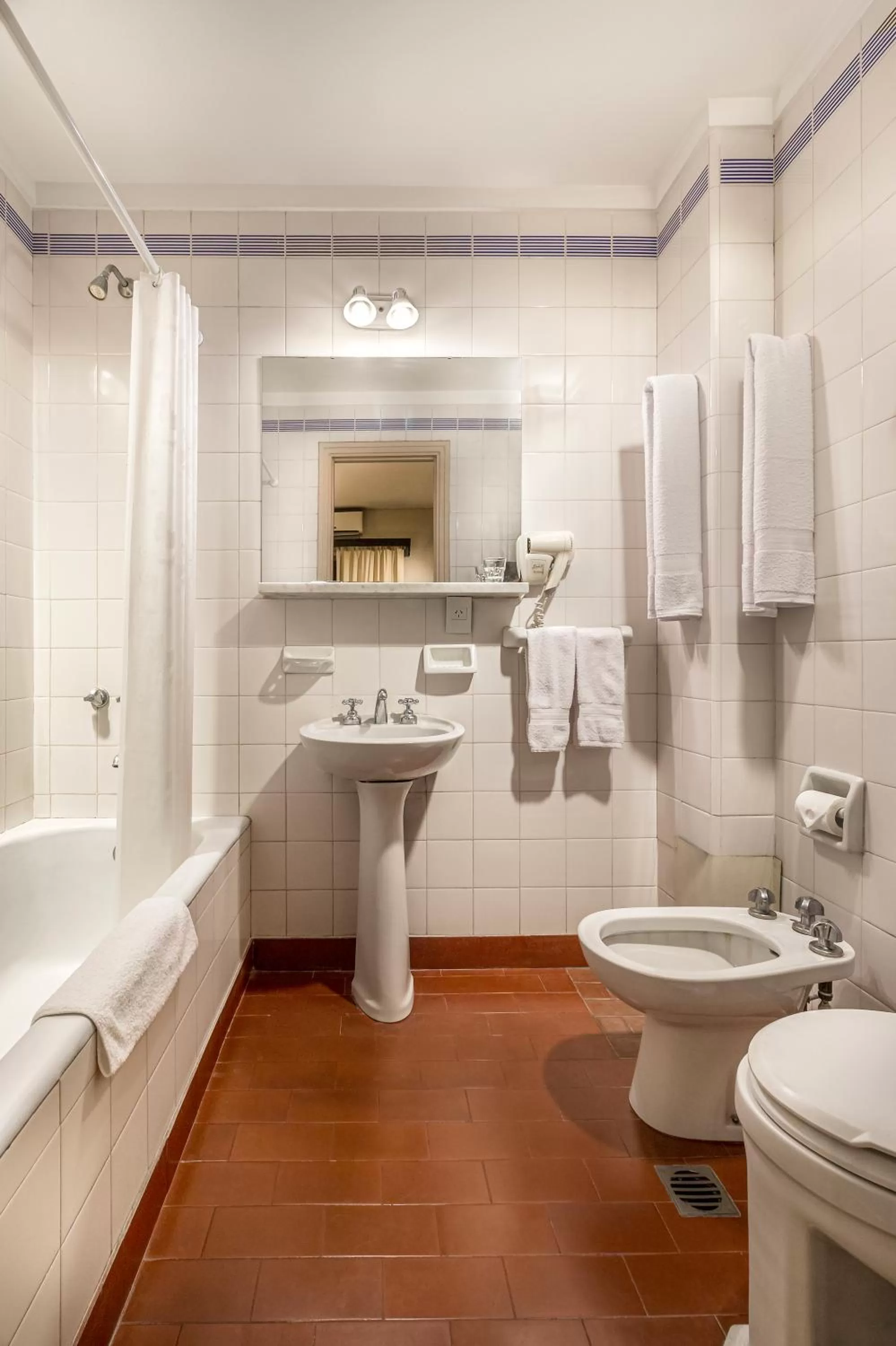 Bathroom in Gran Hotel Argentino