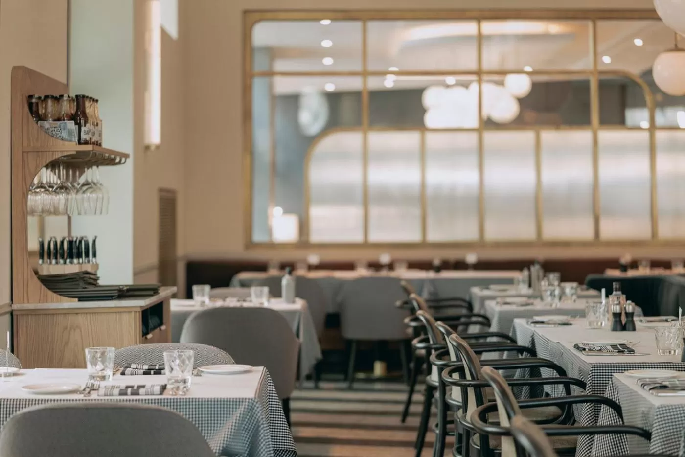 Restaurant/places to eat in Hotel Märthof Basel