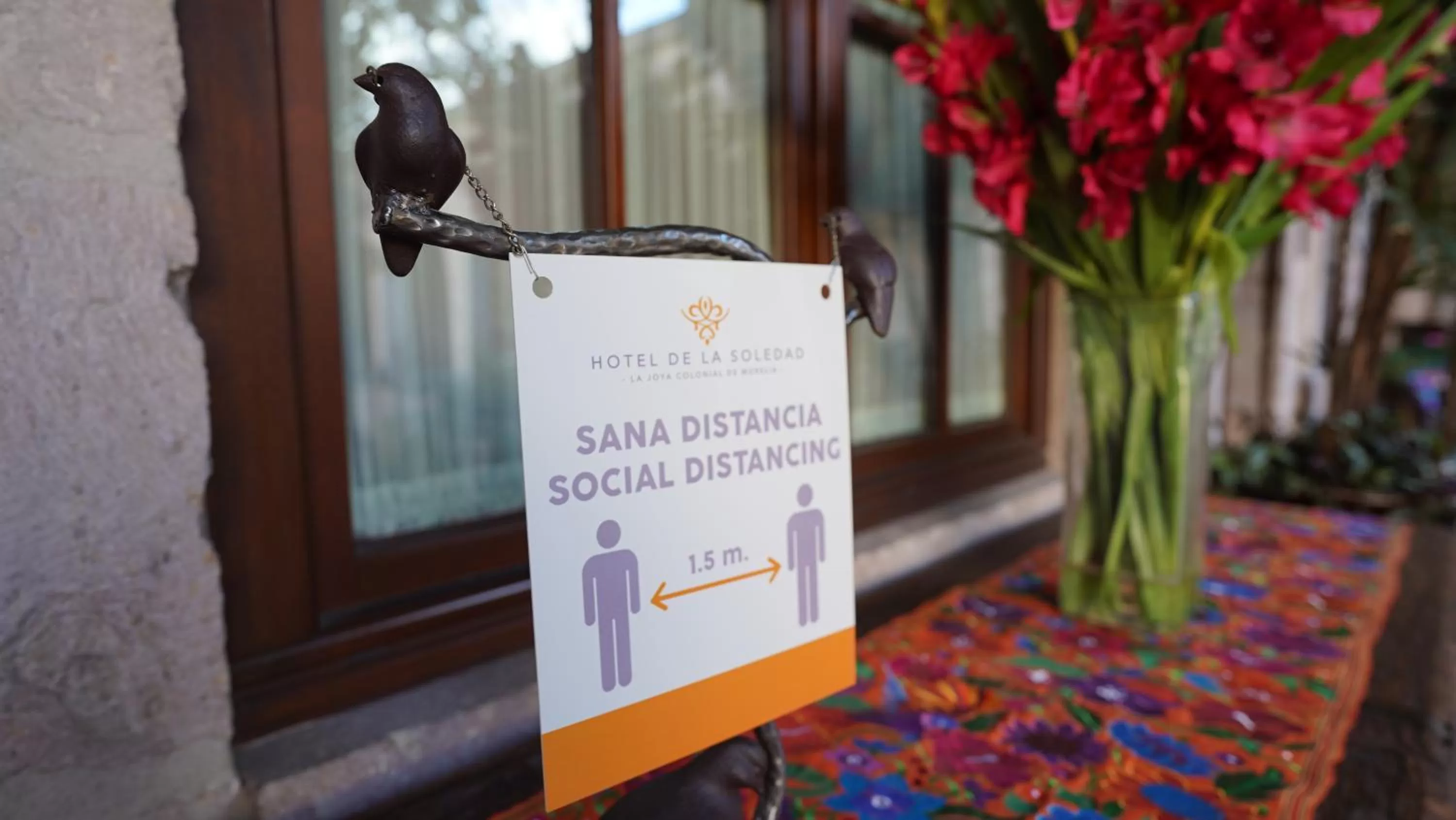 Logo/Certificate/Sign in Hotel De La Soledad