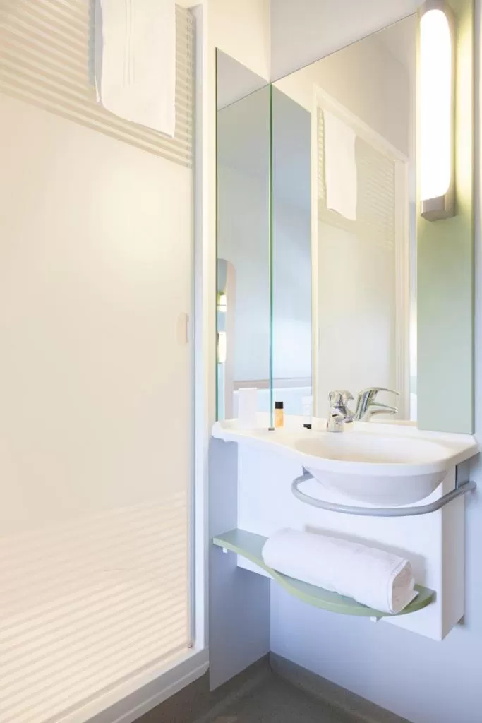 Bathroom in ibis budget London Bromley Town Centre