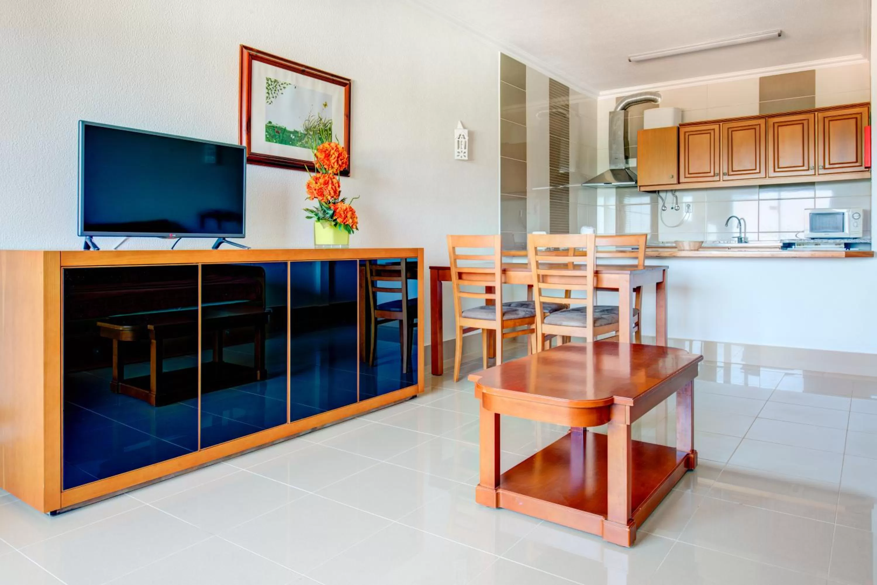 Living room in Choromar Apartments