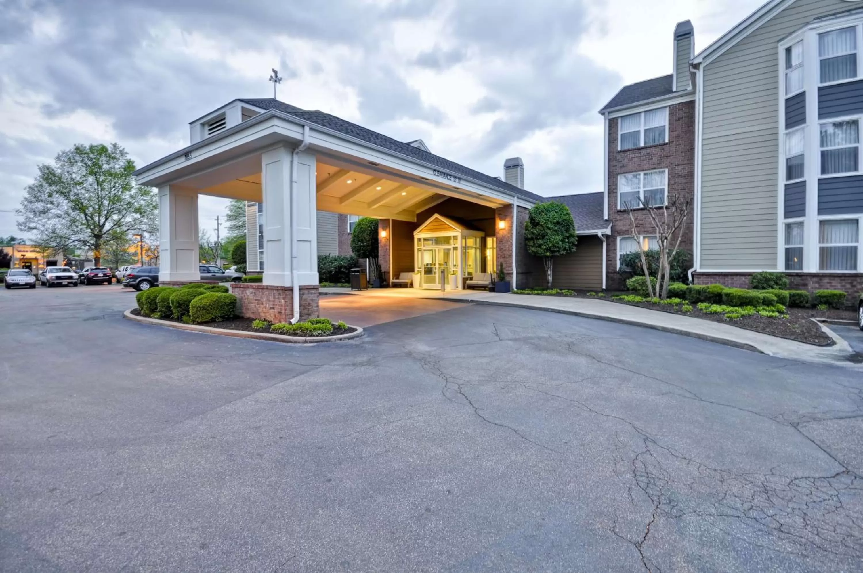 Property building in Homewood Suites Memphis Germantown