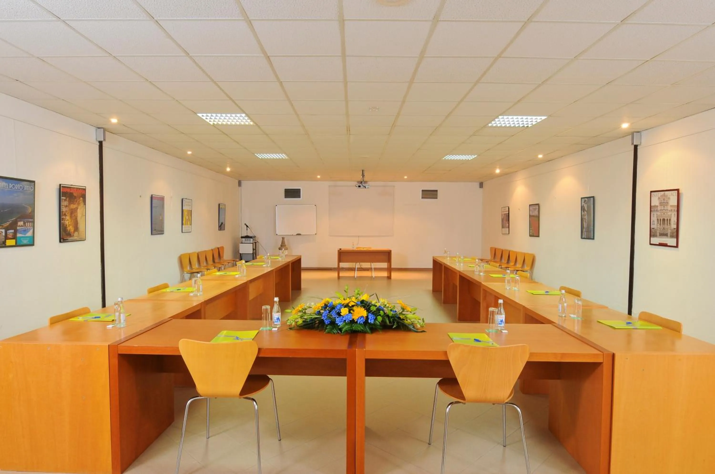 Business facilities in INATEL Albufeira