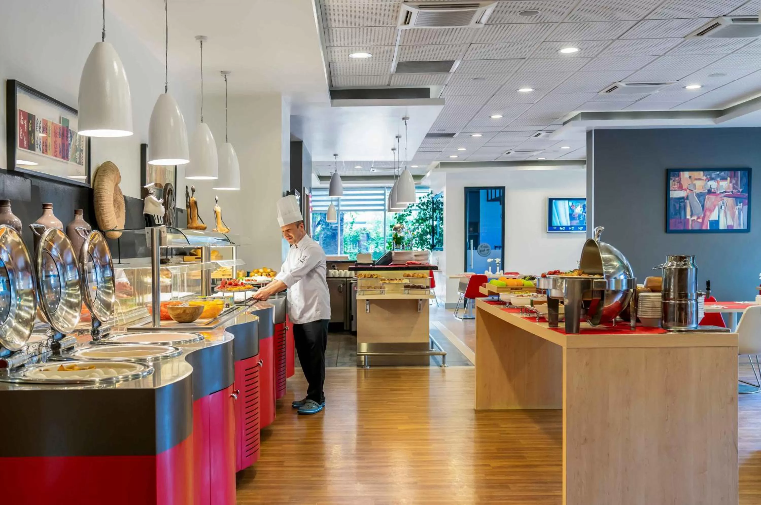 Restaurant/places to eat in Ibis Izmir Alsancak