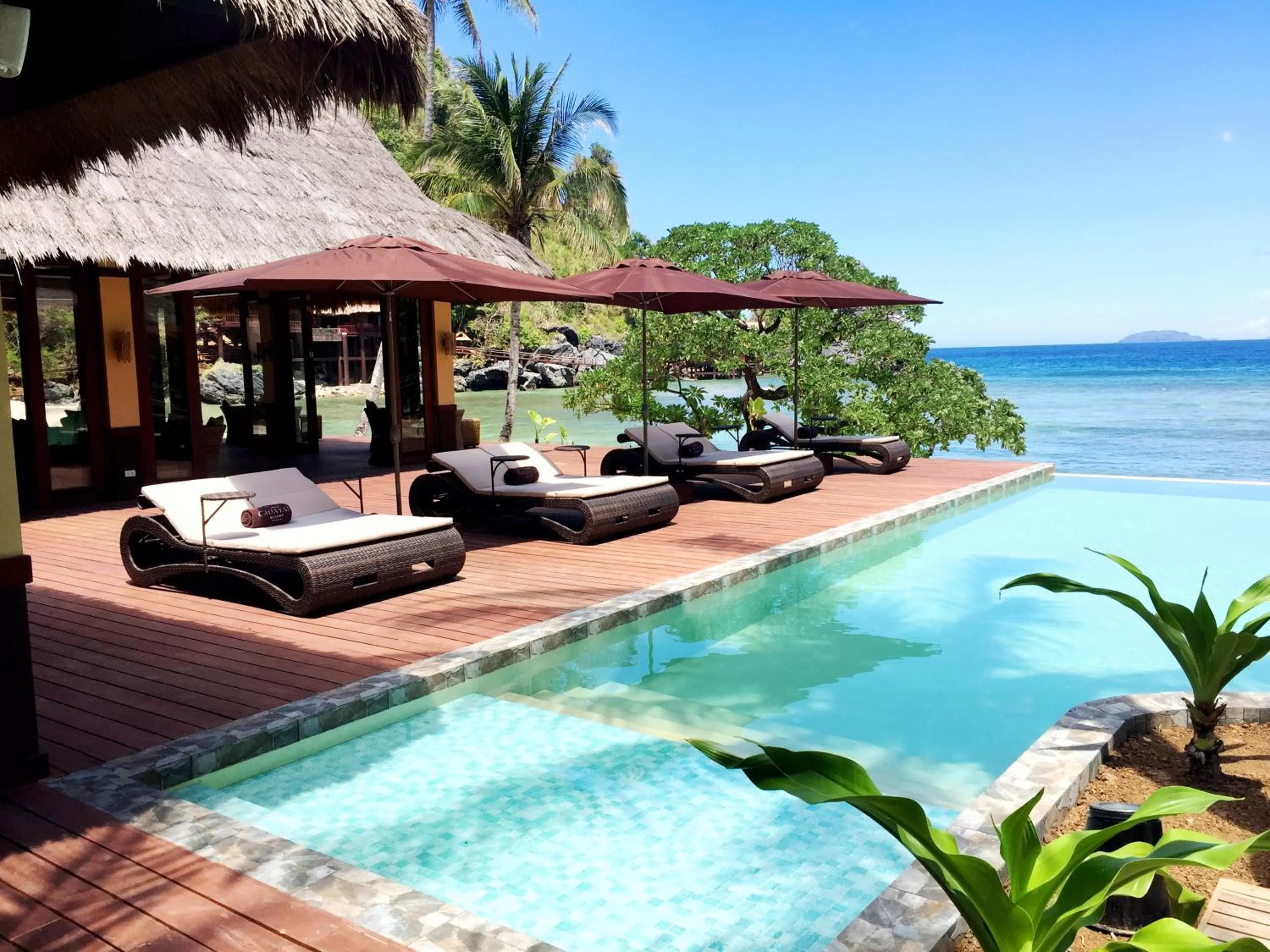 Swimming pool in Cauayan Island Resort and Spa