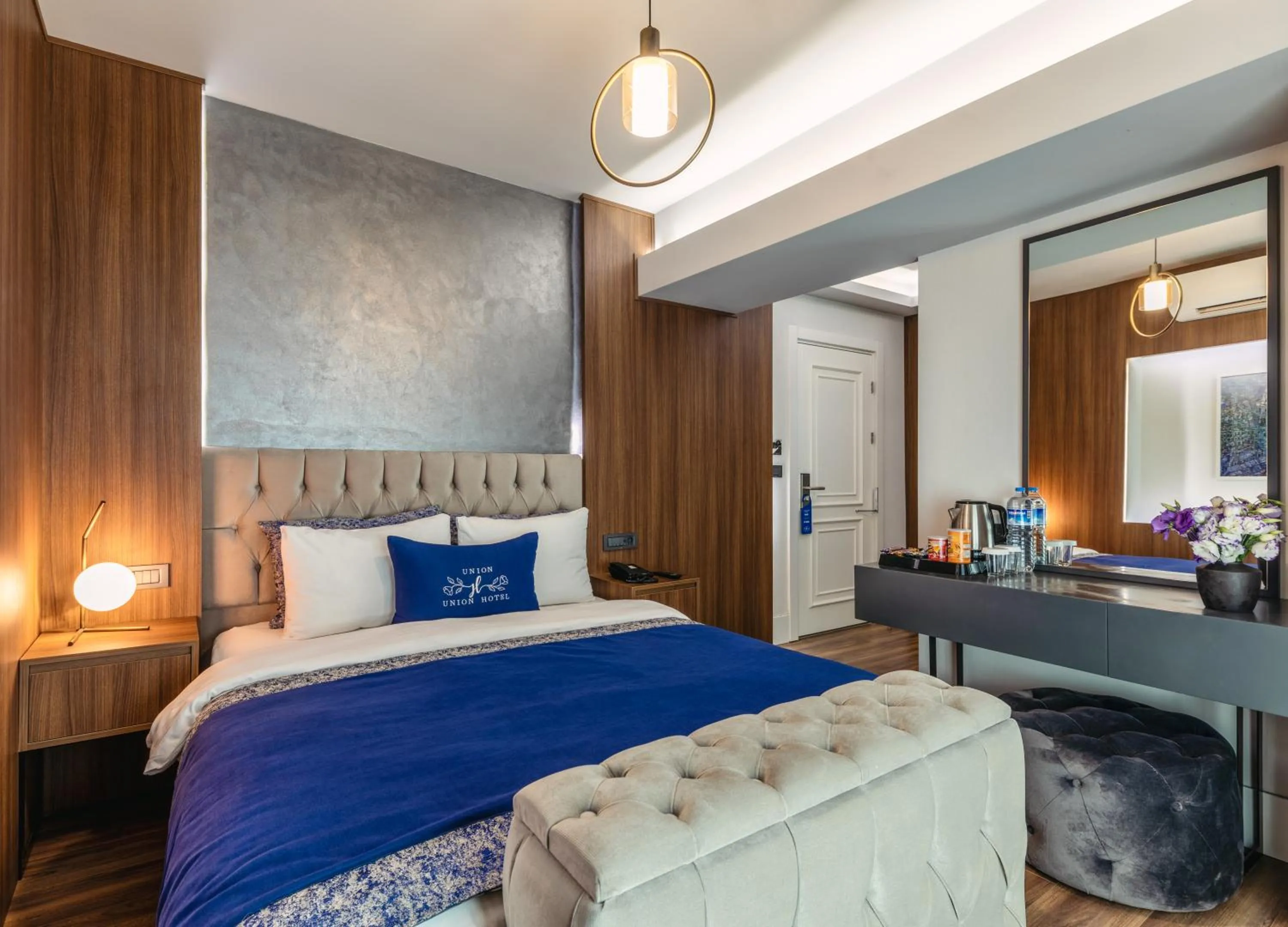 Massage, Bed in Union Hotel Port