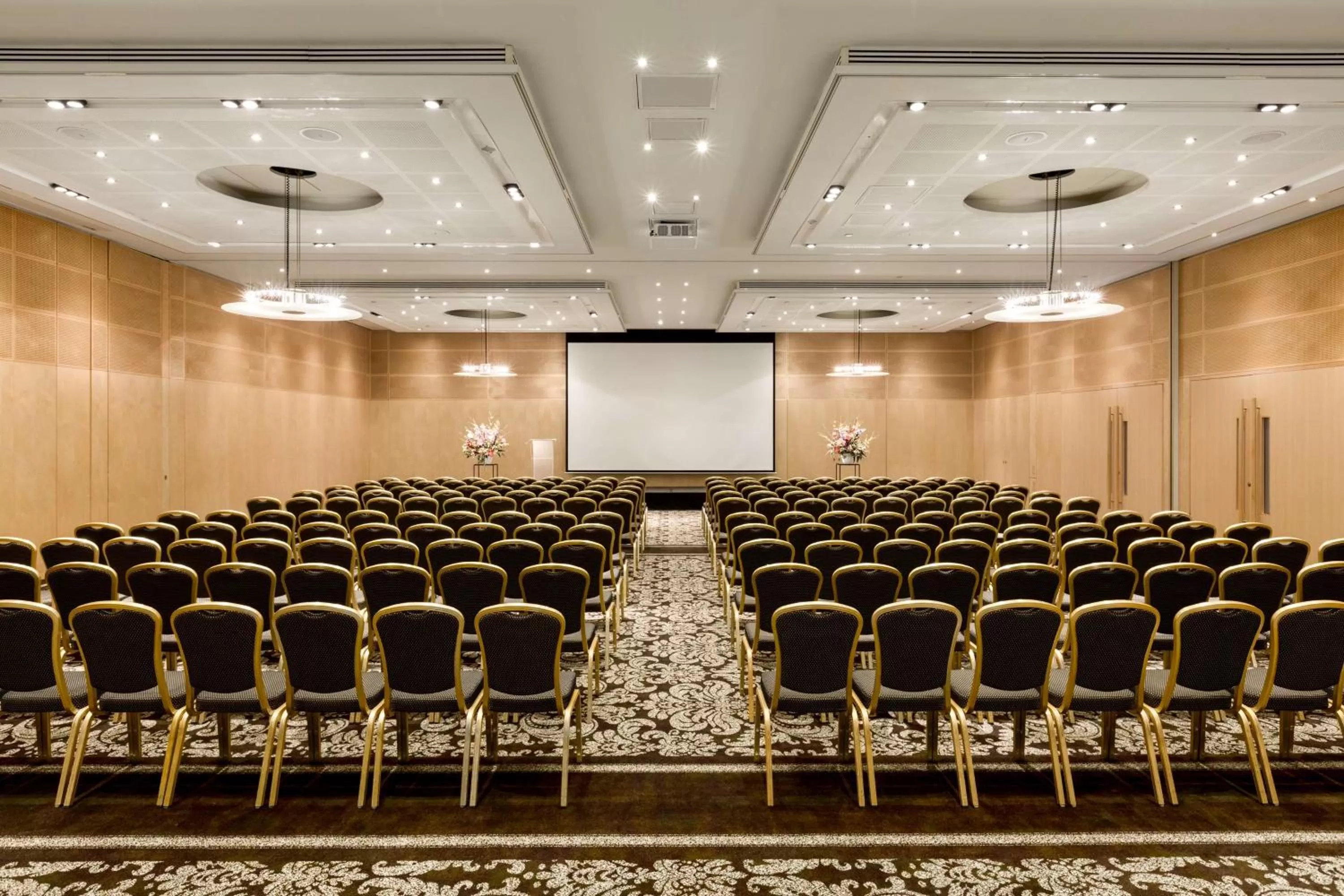 Meeting/conference room in Hilton Amsterdam