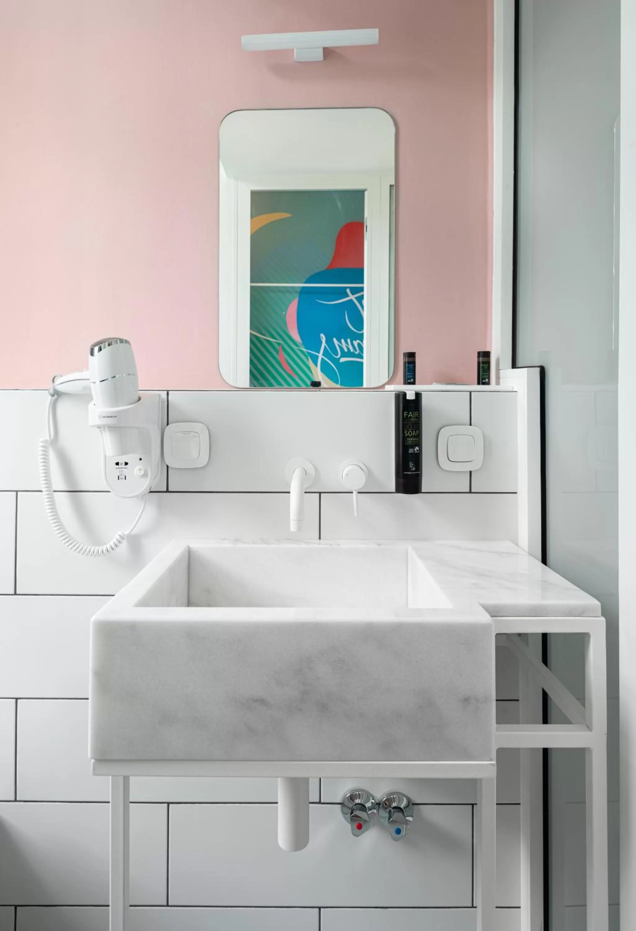 Bed in Colors Urban Hotel Thessaloniki