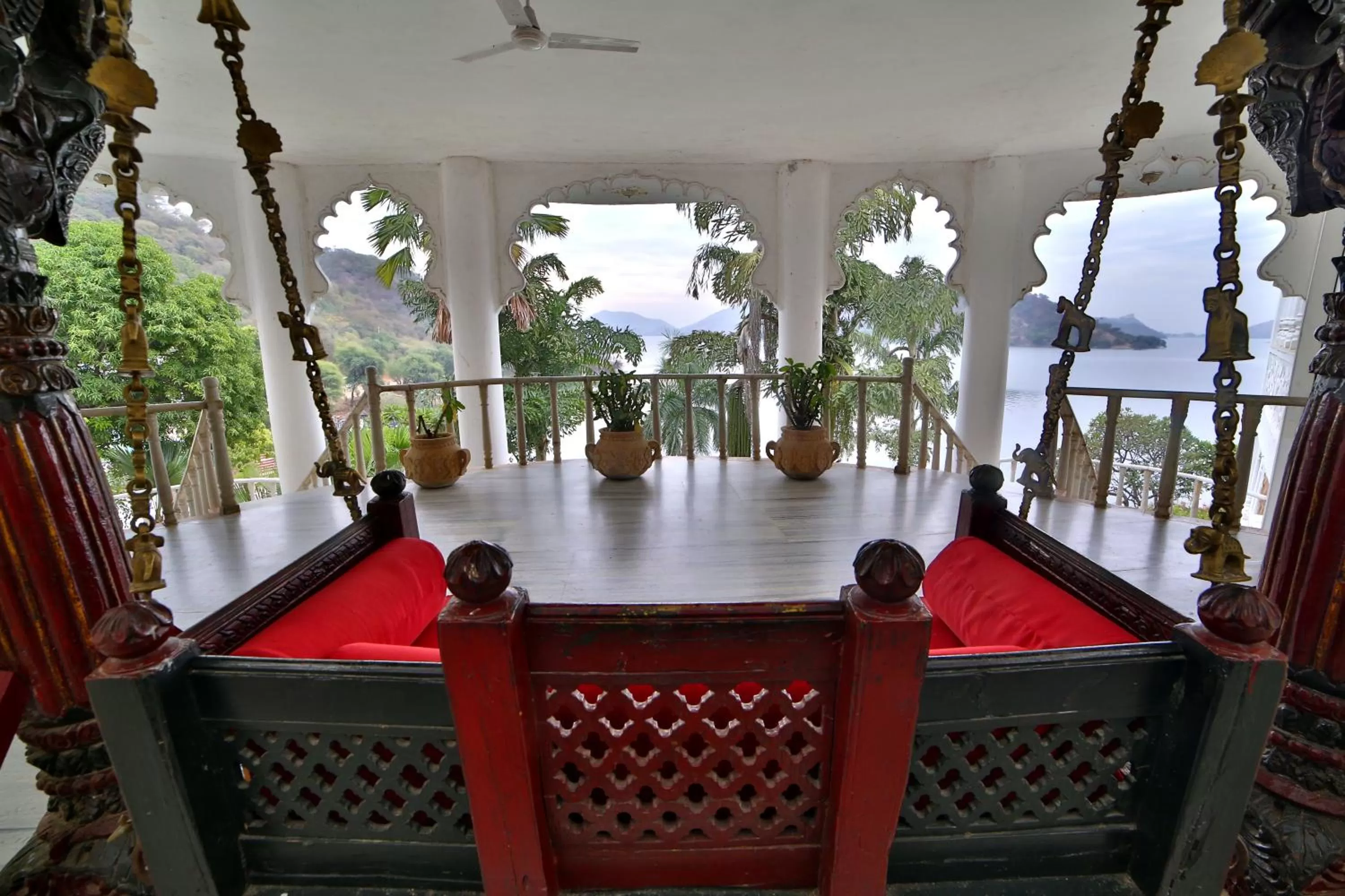 Decorative detail in Jaisamand Island Resort