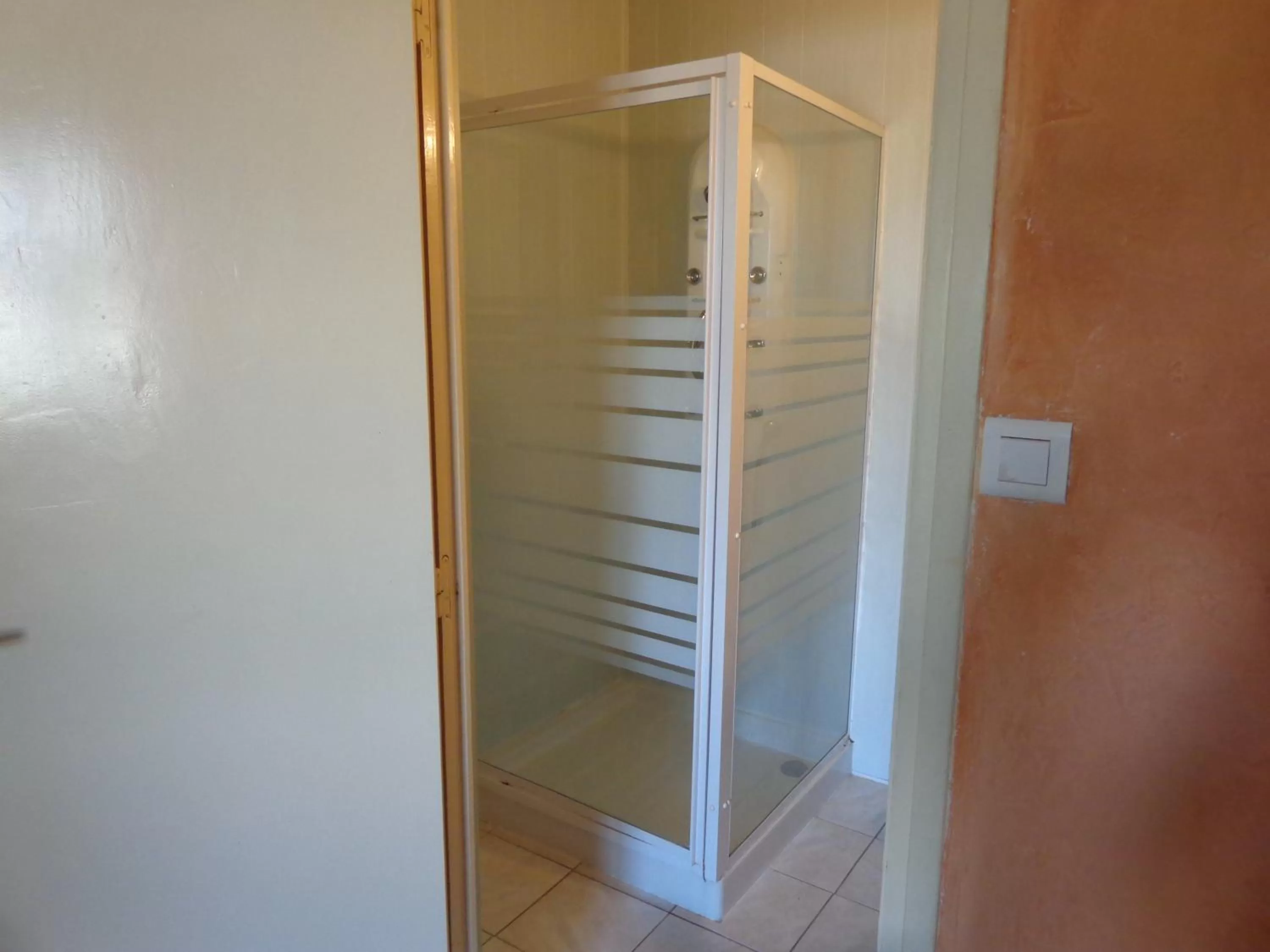 Bathroom in Le Relais de la RN7