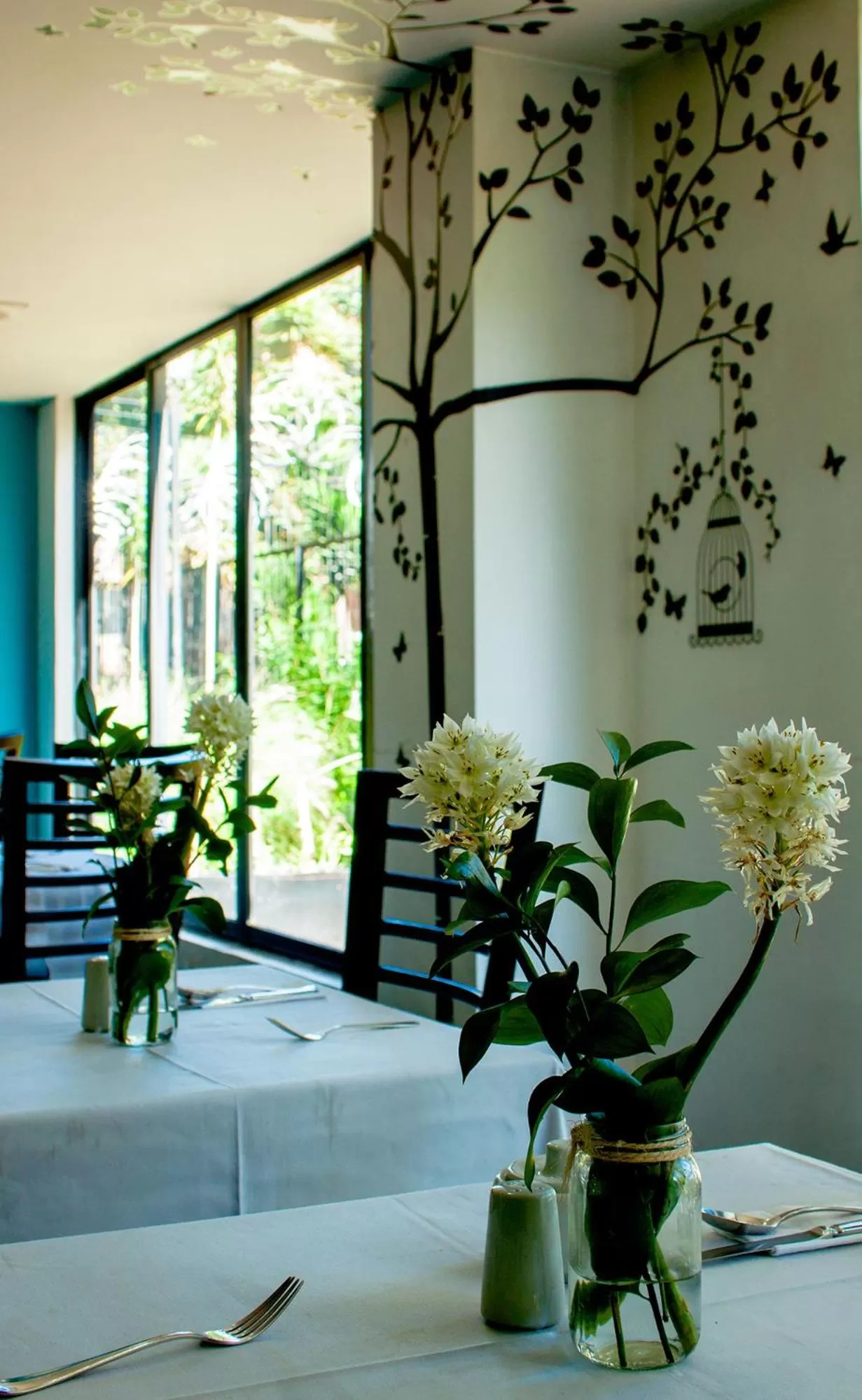 Restaurant/places to eat in Apartaestudios Los Andes