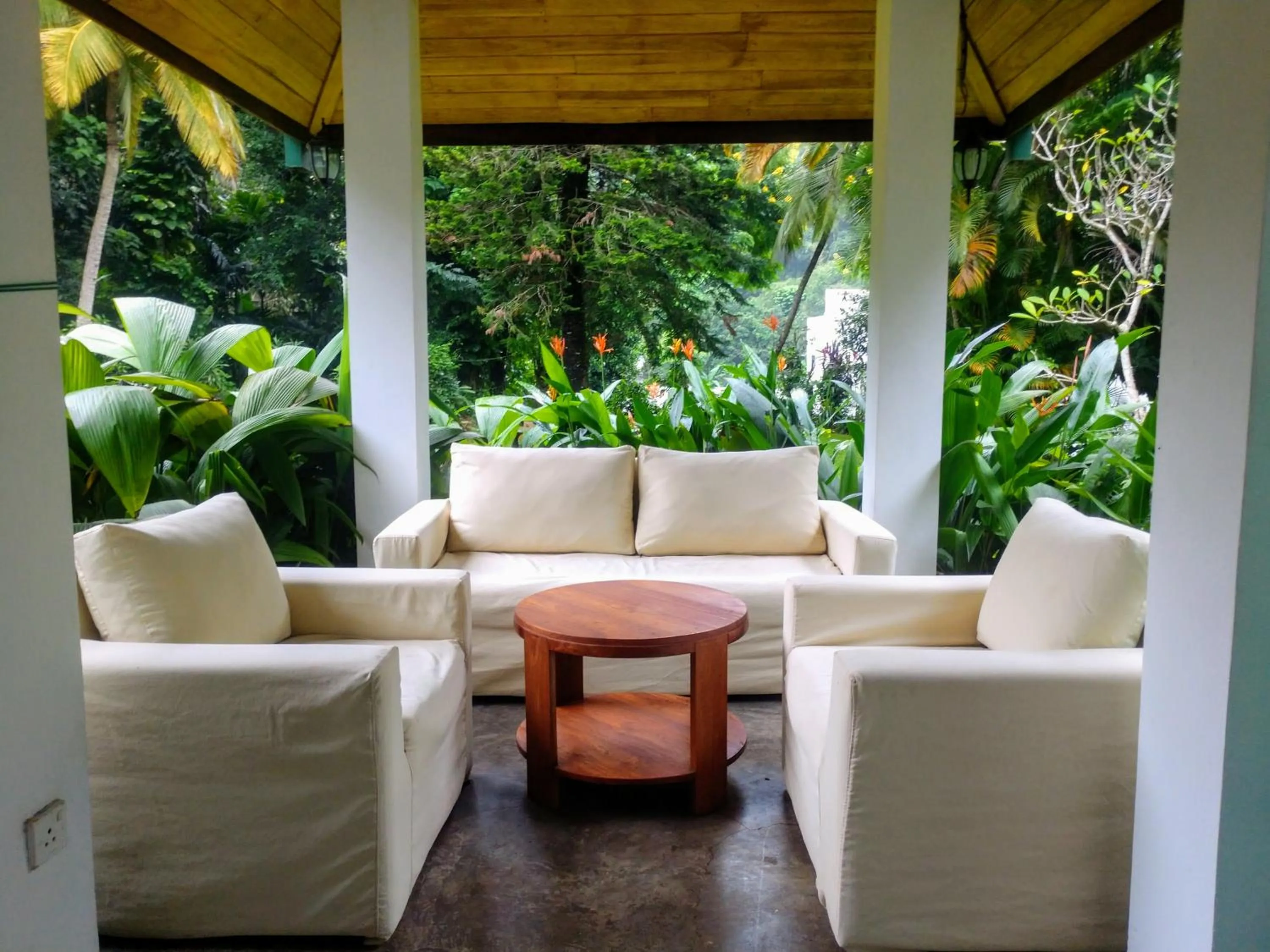 Seating area in Sweet Cinnamon Kandy