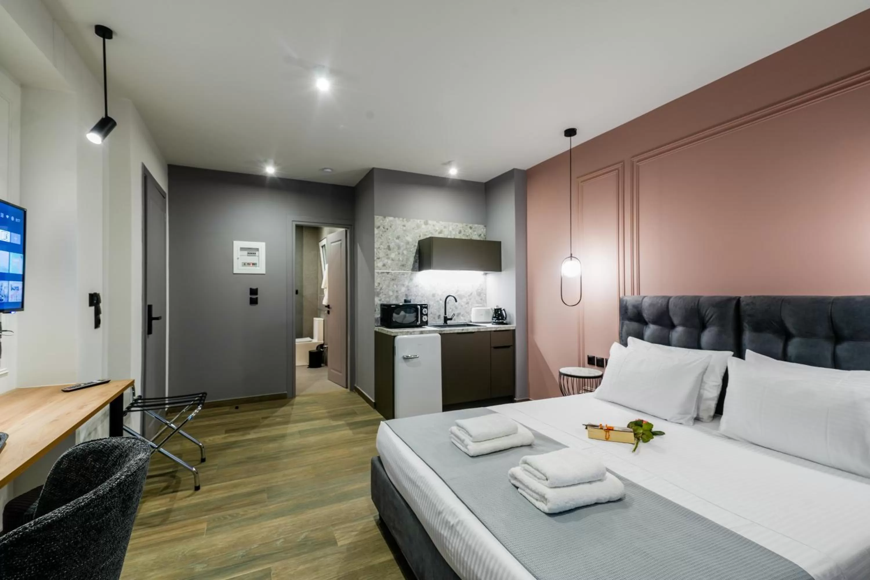 Photo of the whole room in CASA DIVINUS SUITES