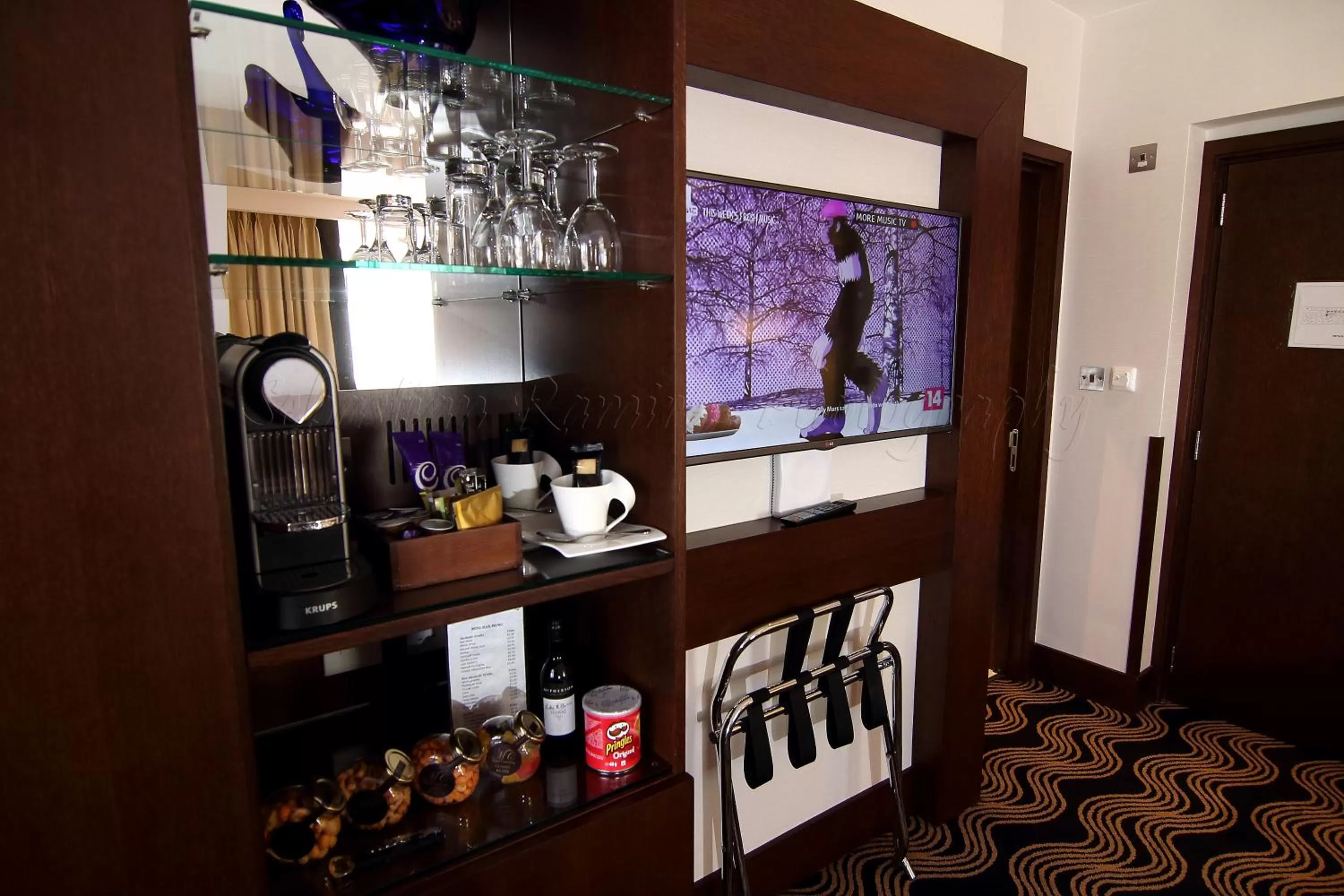 Coffee/tea facilities in Montcalm Piccadilly Townhouse, London West End