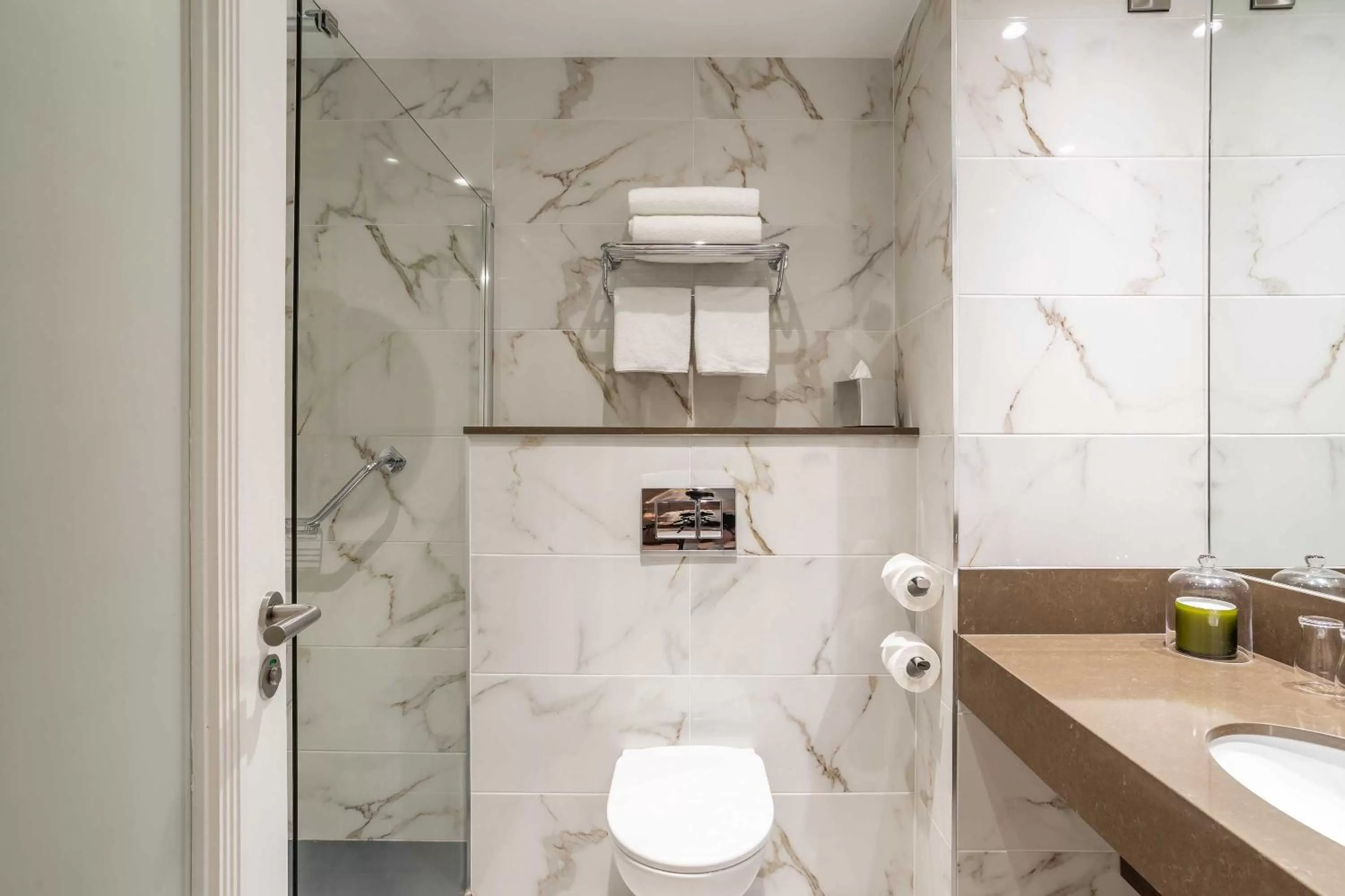 Bathroom in Hotel Kilmore